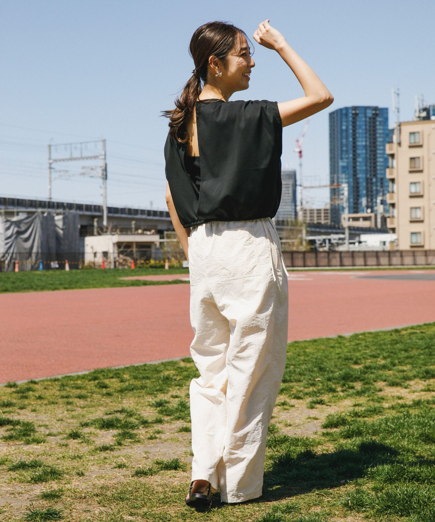 身長：166cm サイズ：38