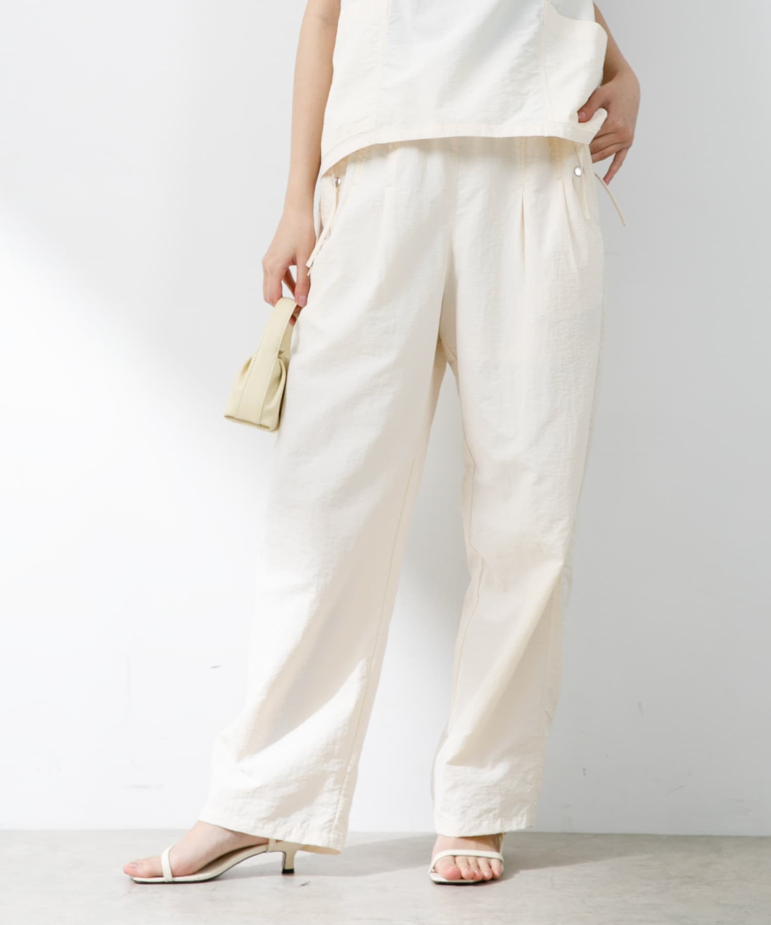 IVORY