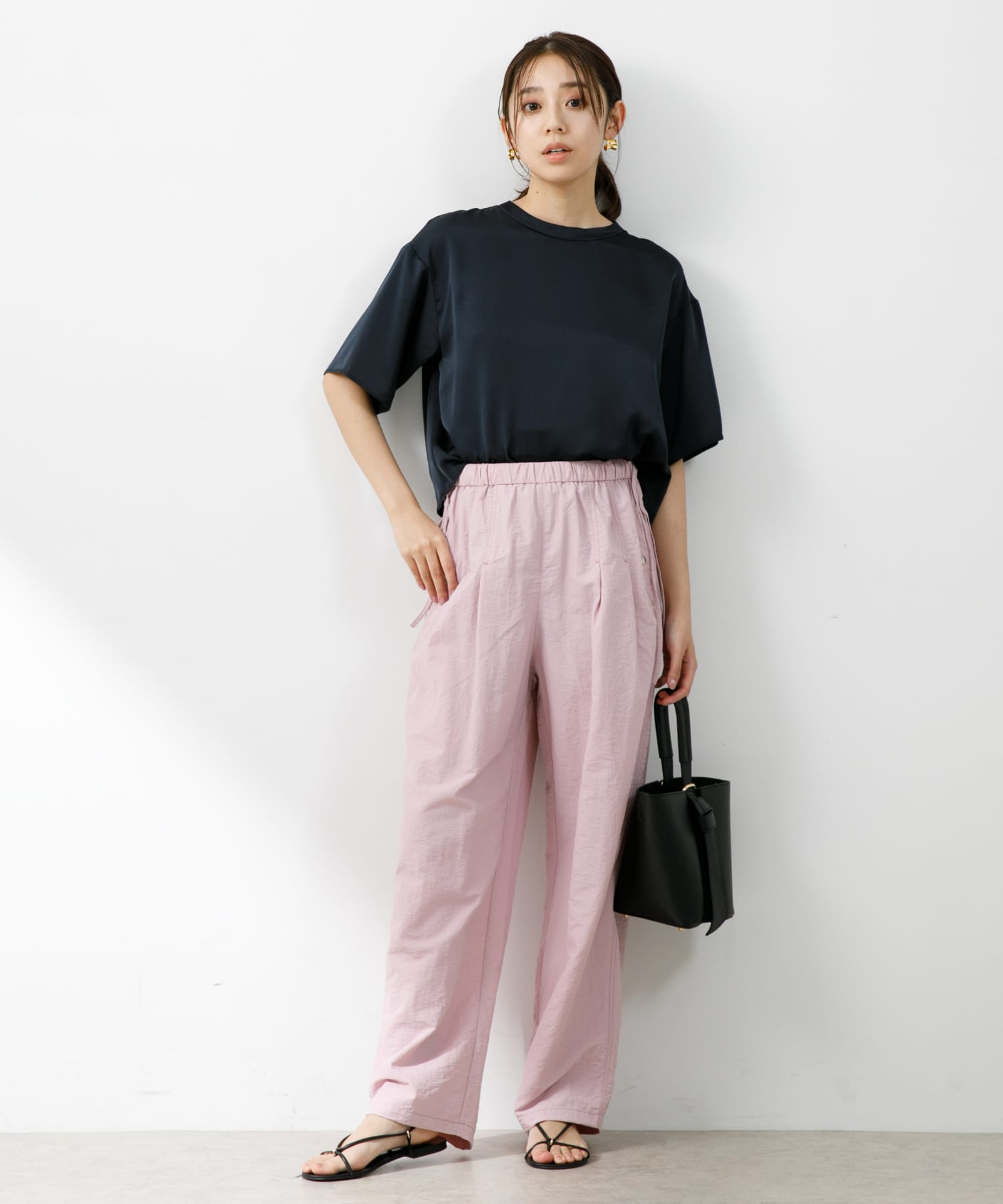 身長：166cm サイズ：38