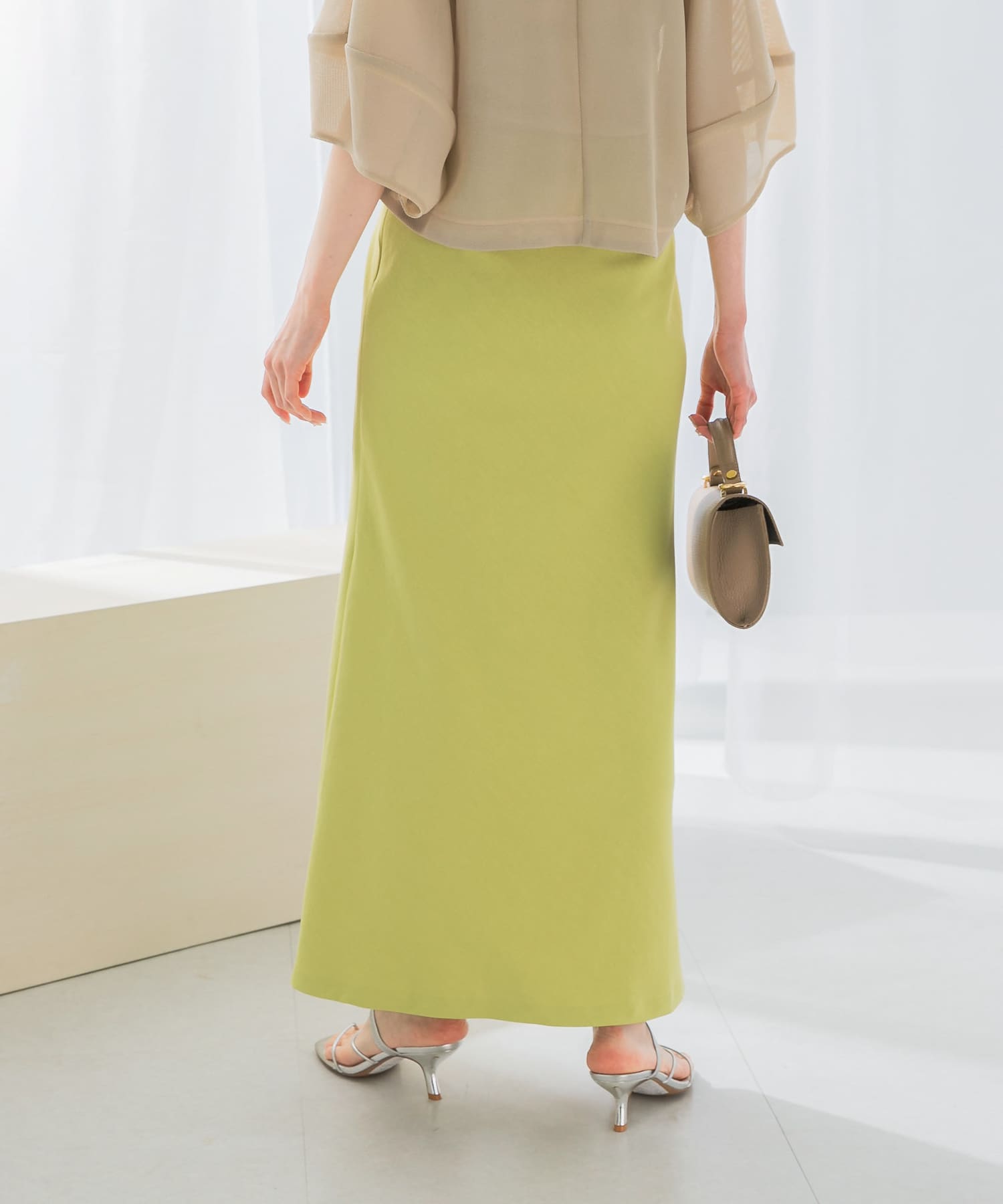 身長：165cm サイズ：38