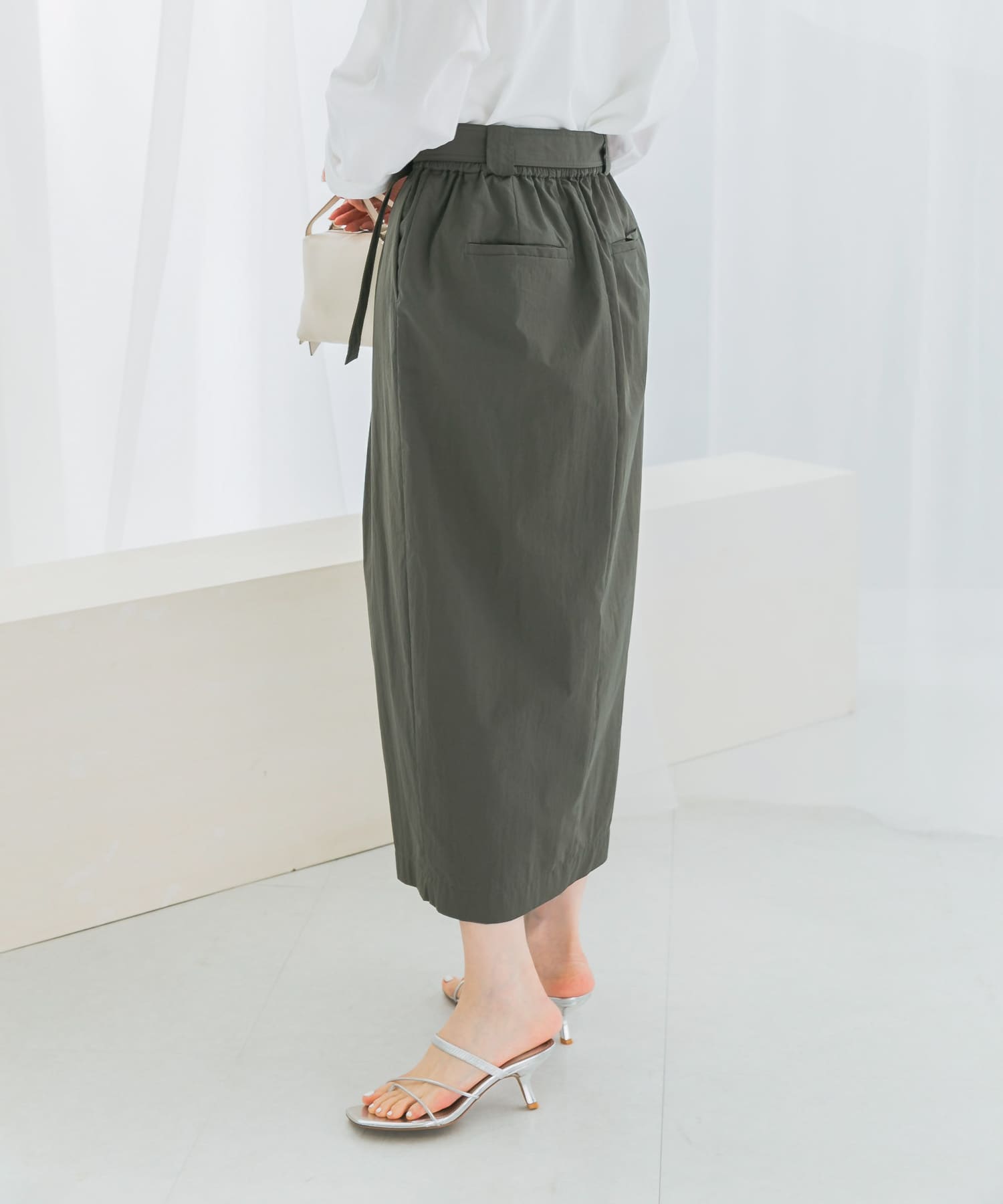 khaki