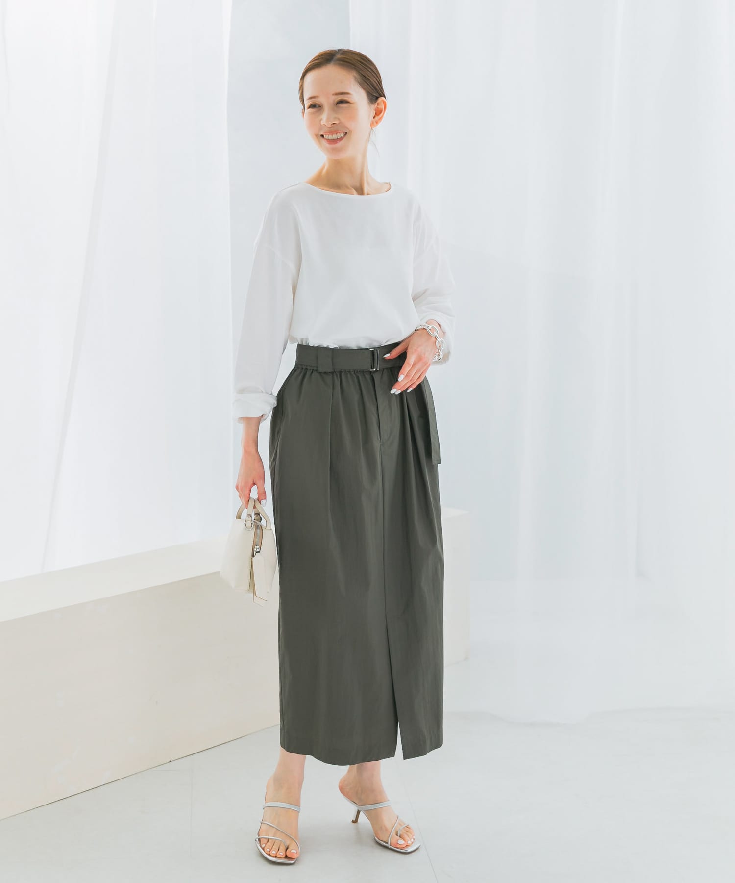 khaki