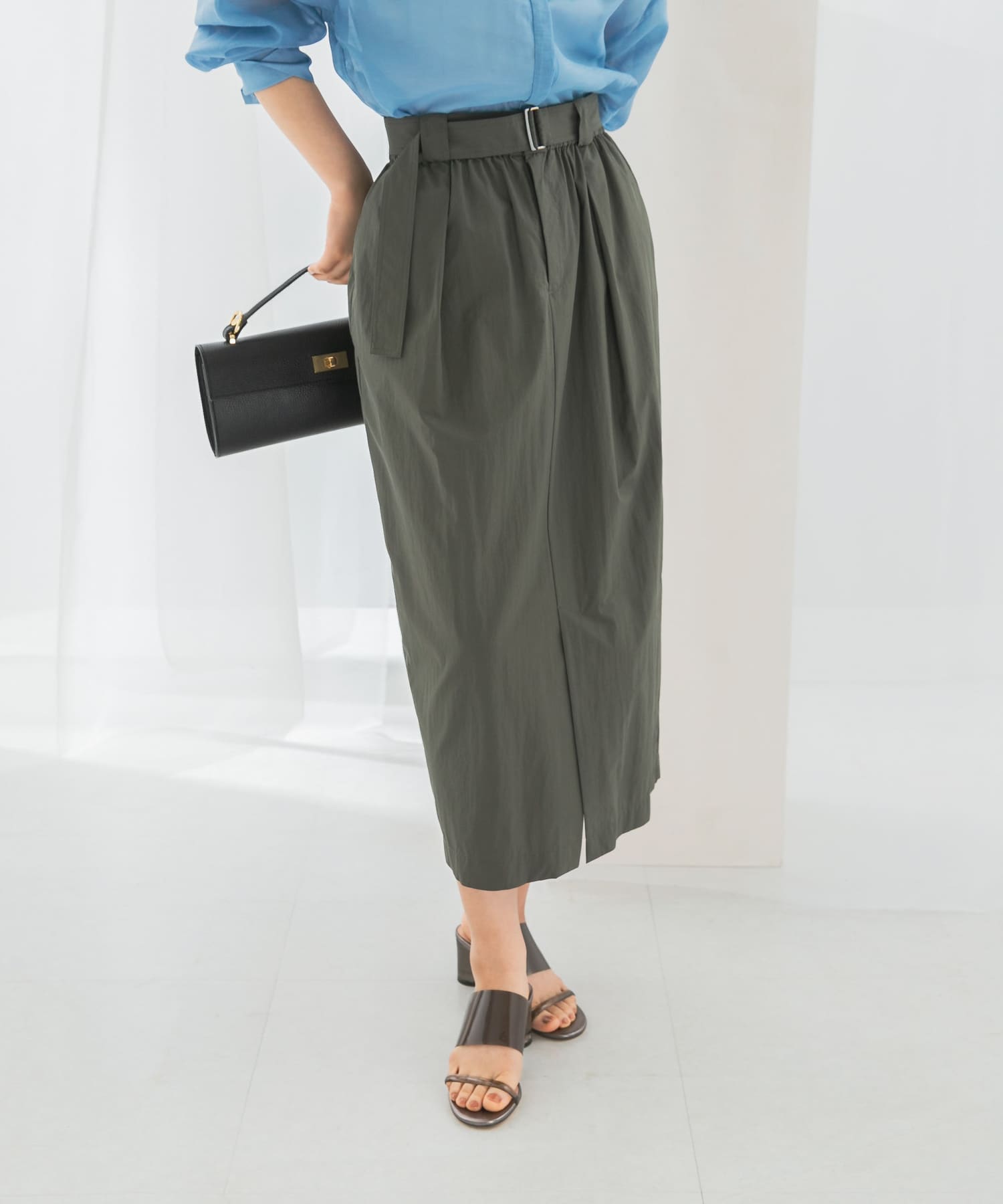 khaki