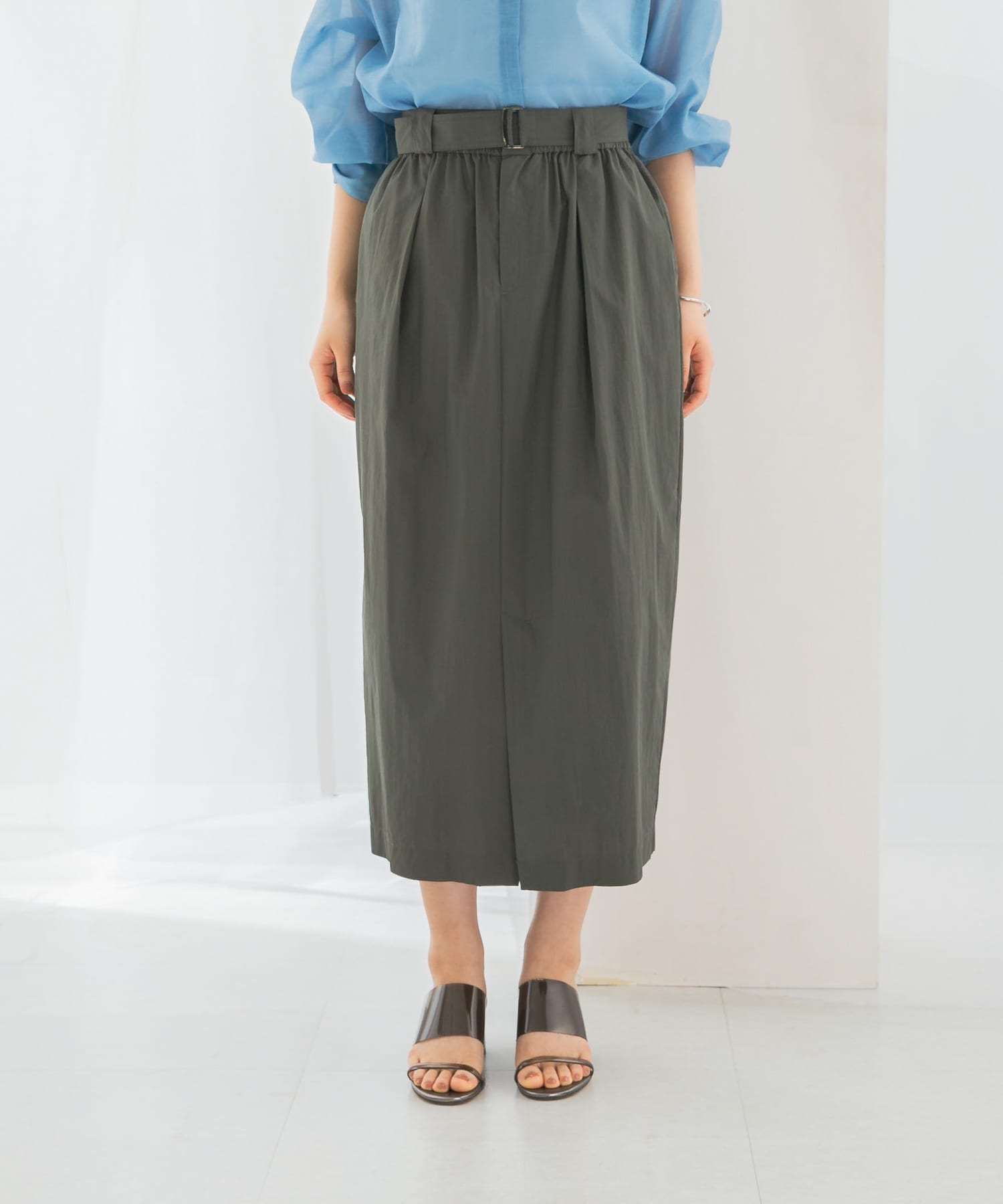 khaki