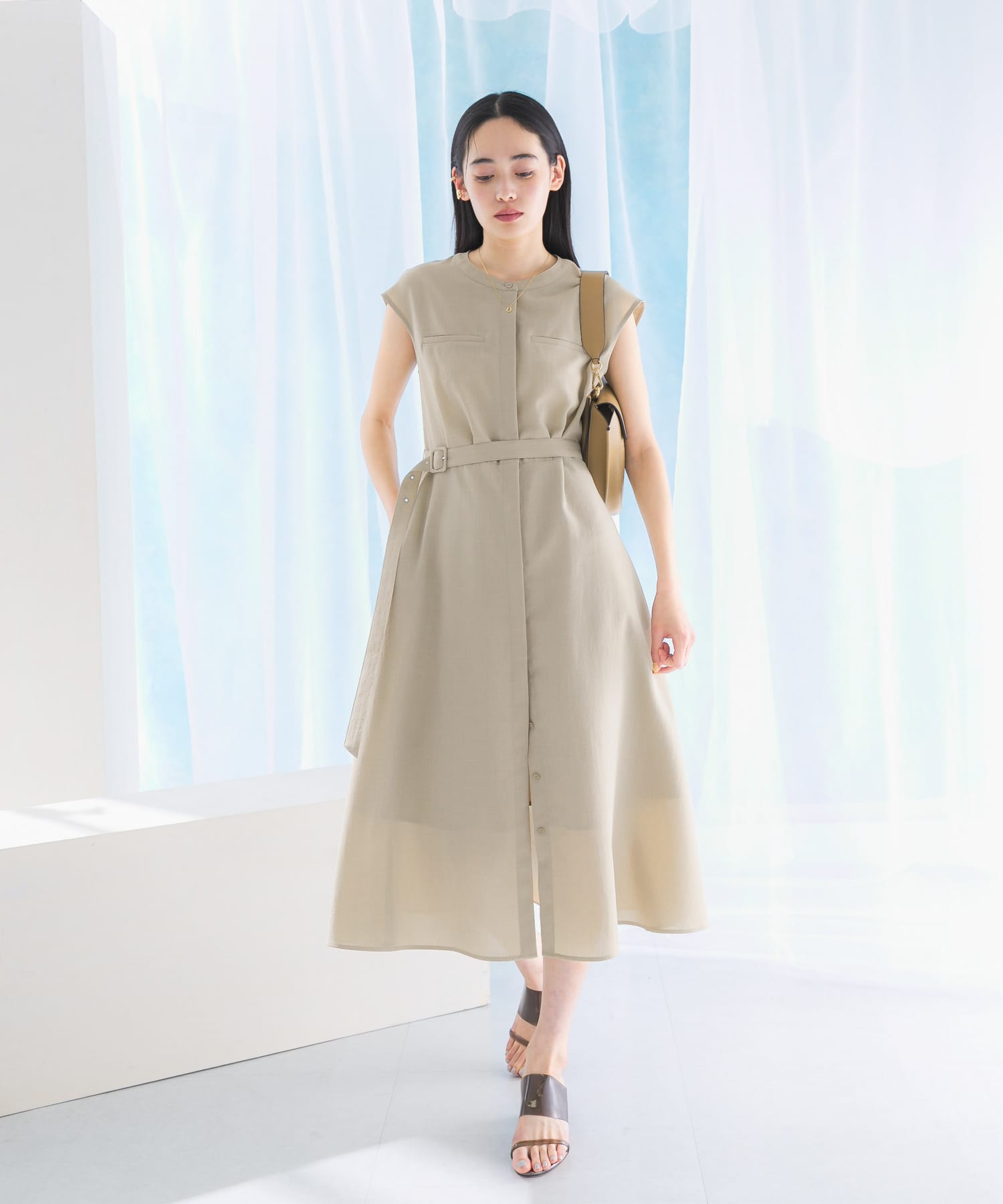 L/BEIGE