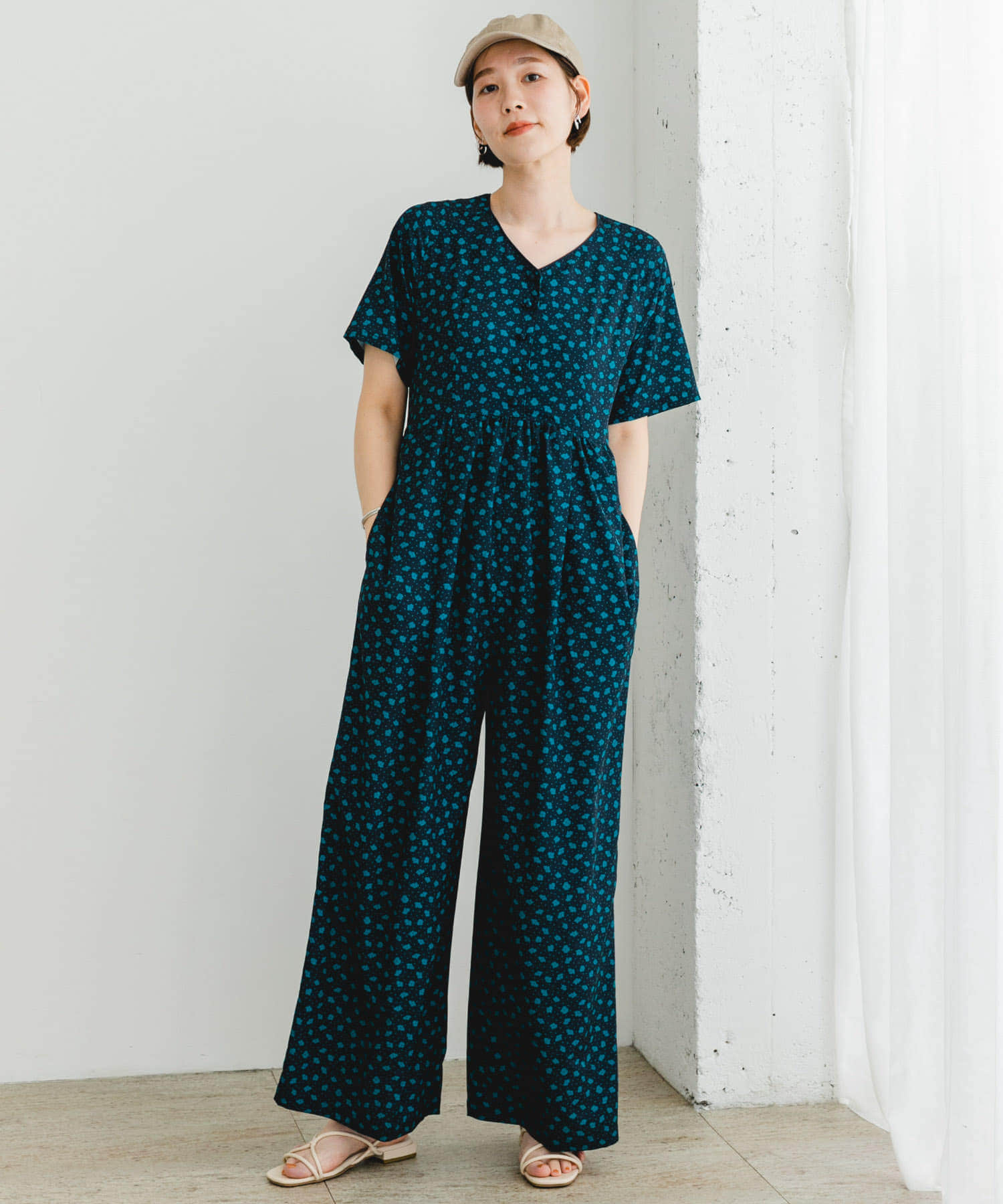 身長：164cm サイズ：38