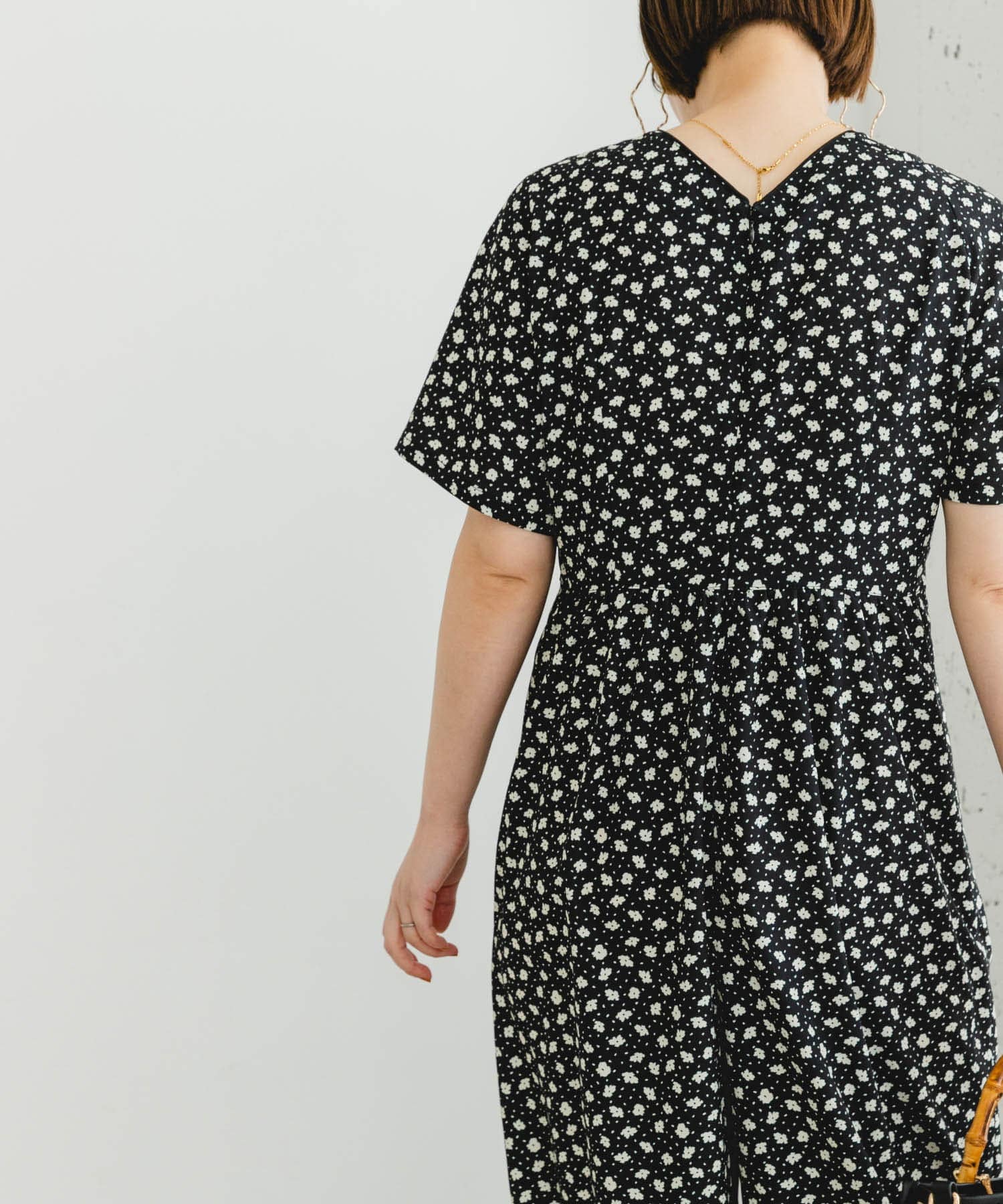 身長：164cm サイズ：38