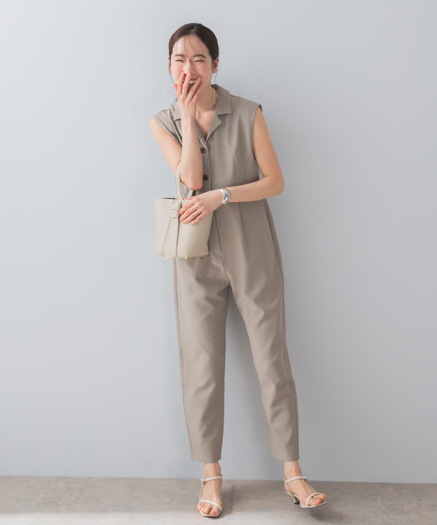 身長：170cm サイズ：38