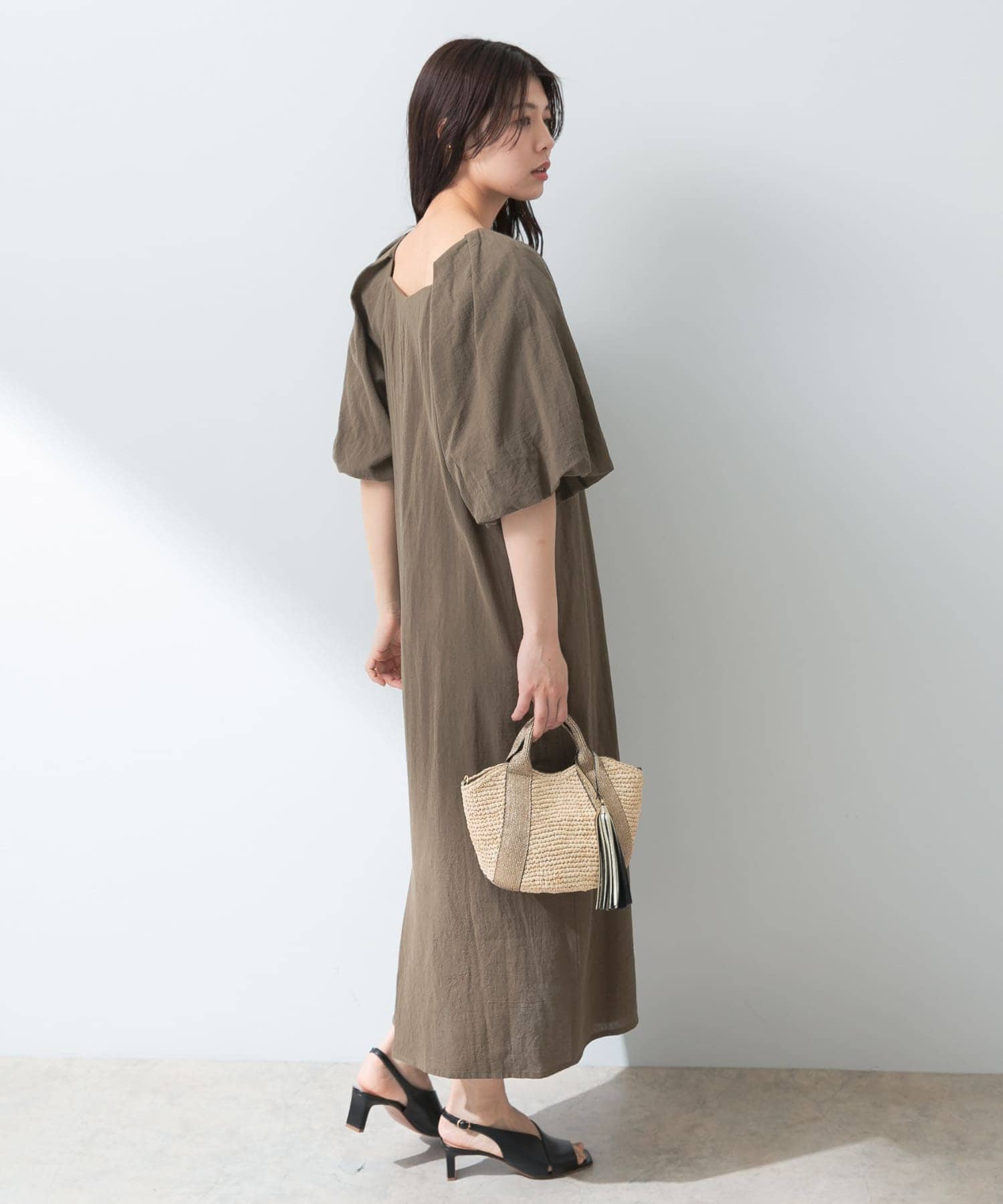 KHAKI