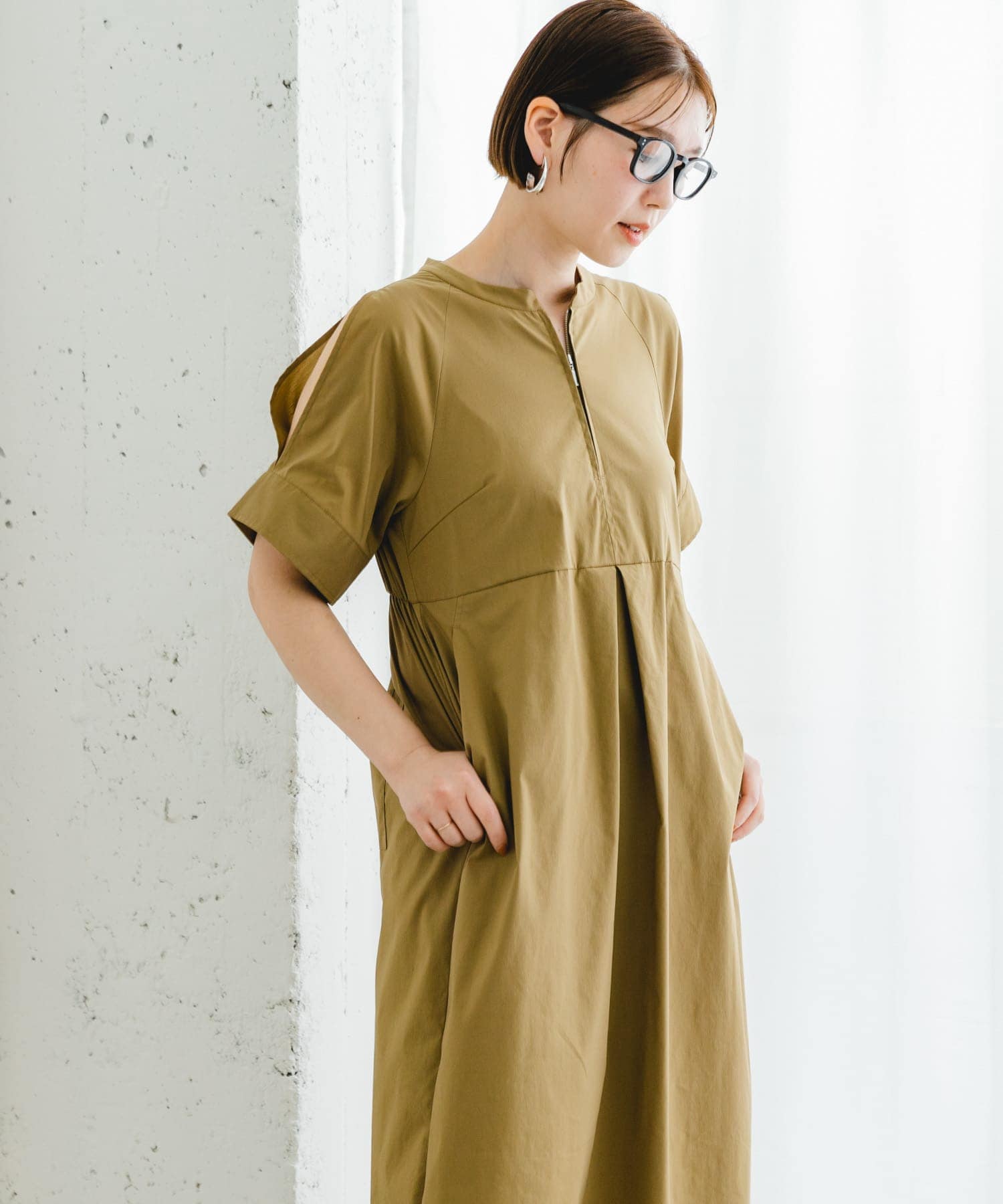 F by ROSSO　スリットショルダーワンピース