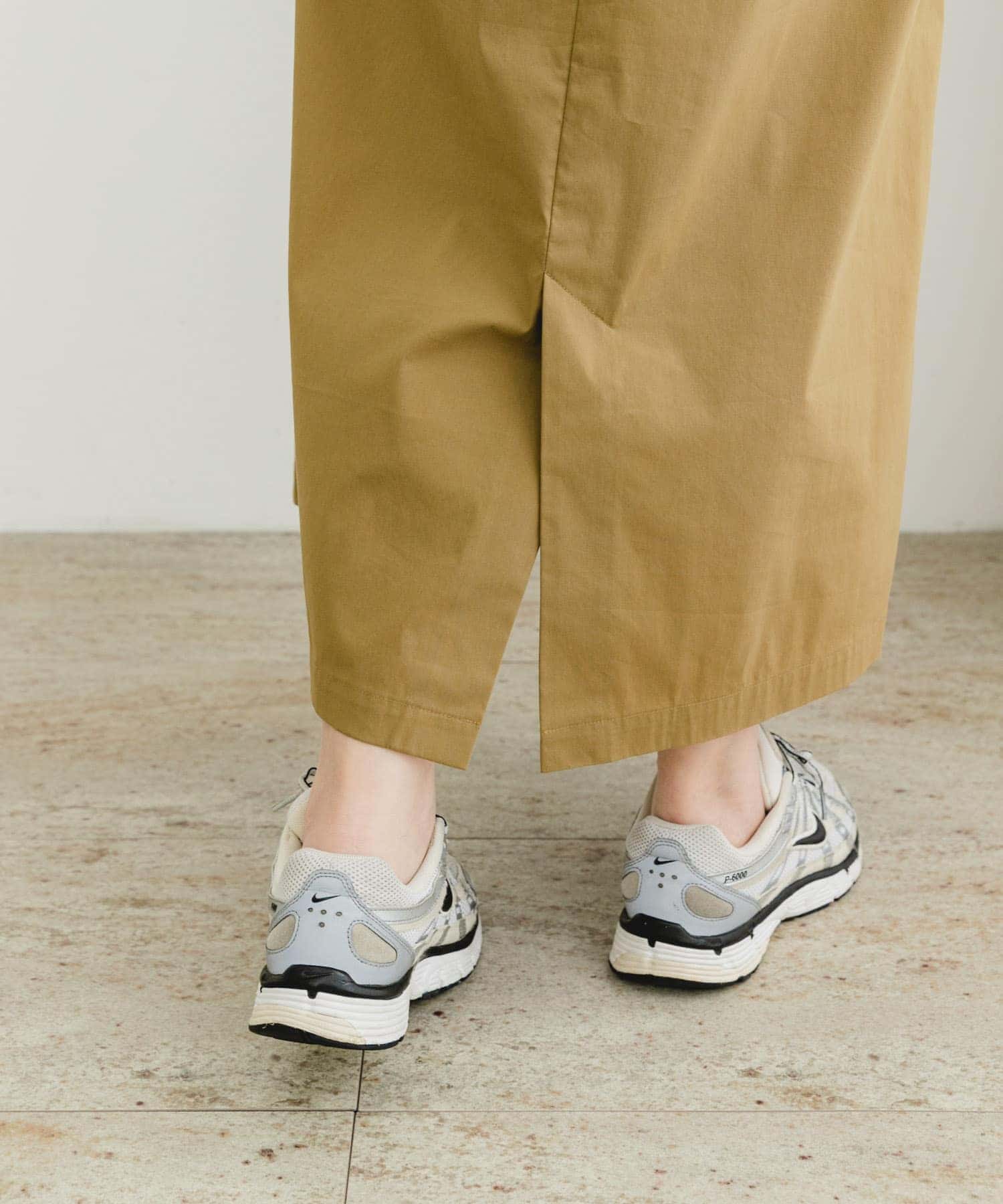 身長：164cm サイズ：38