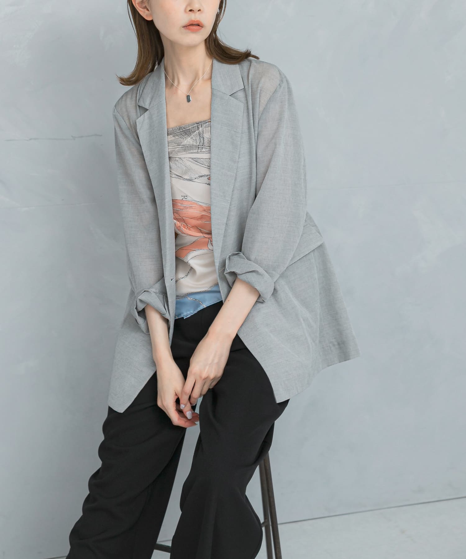 GRAY