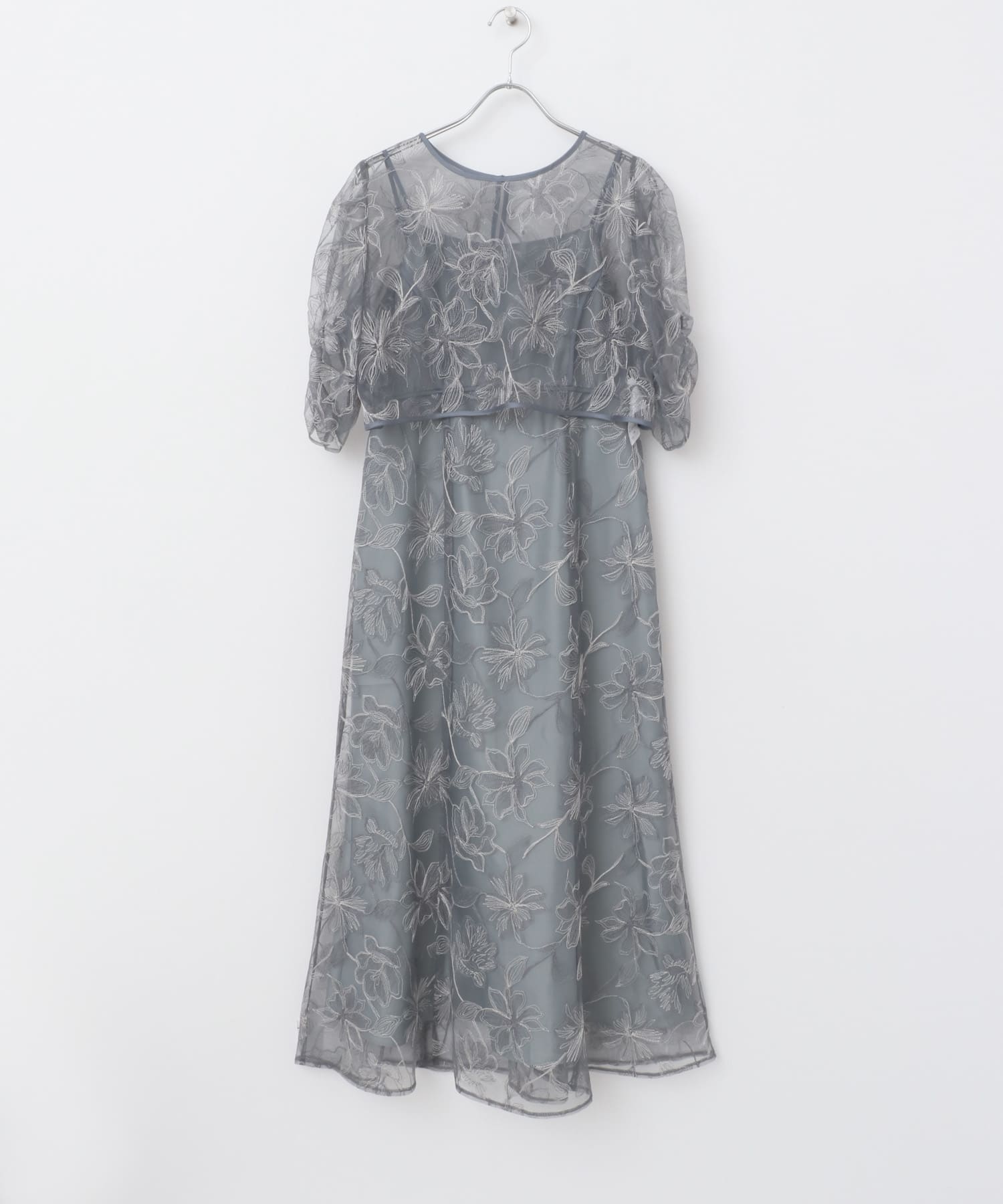 刺繍レースレイヤードドレス