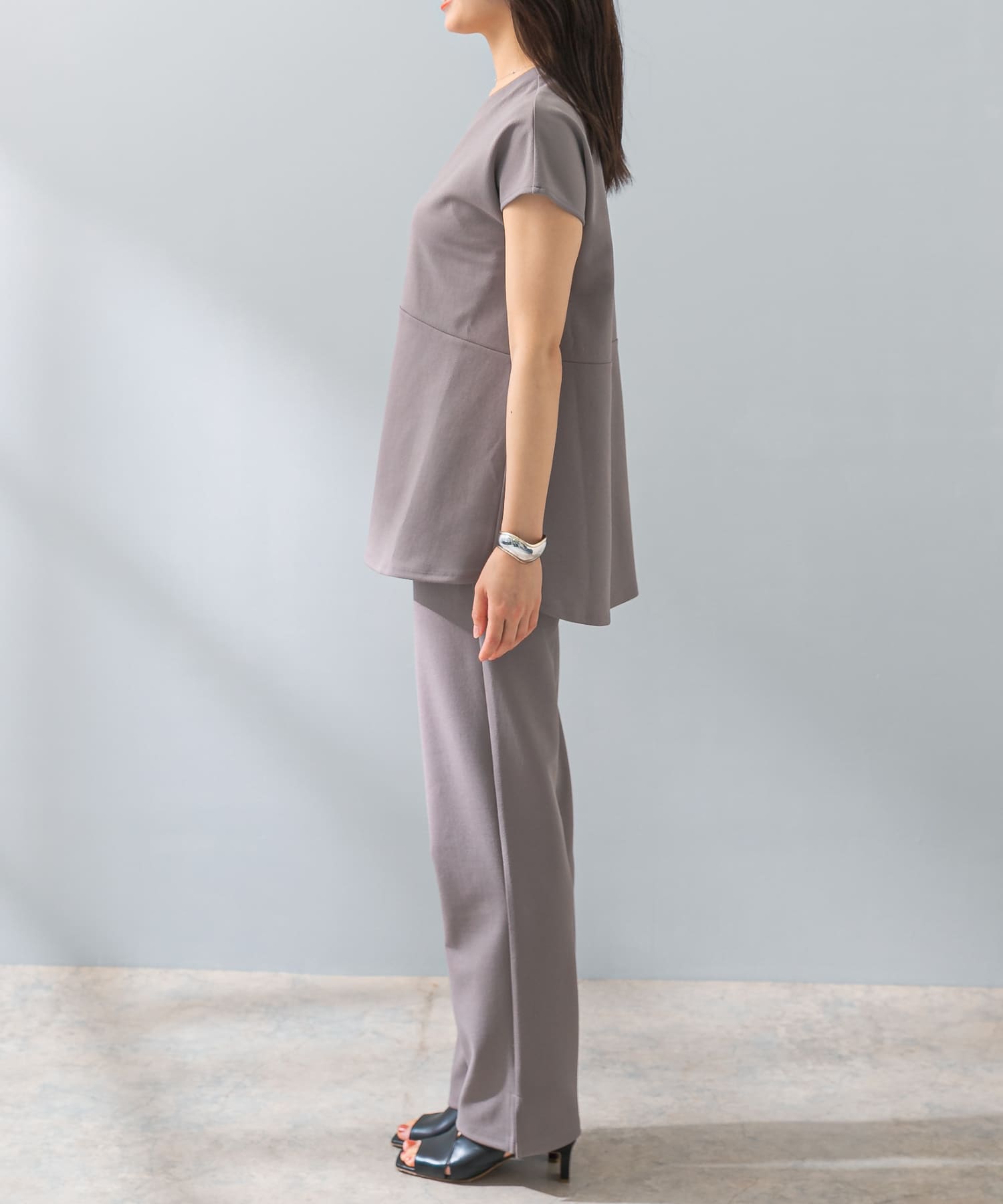 身長：166cm サイズ：38