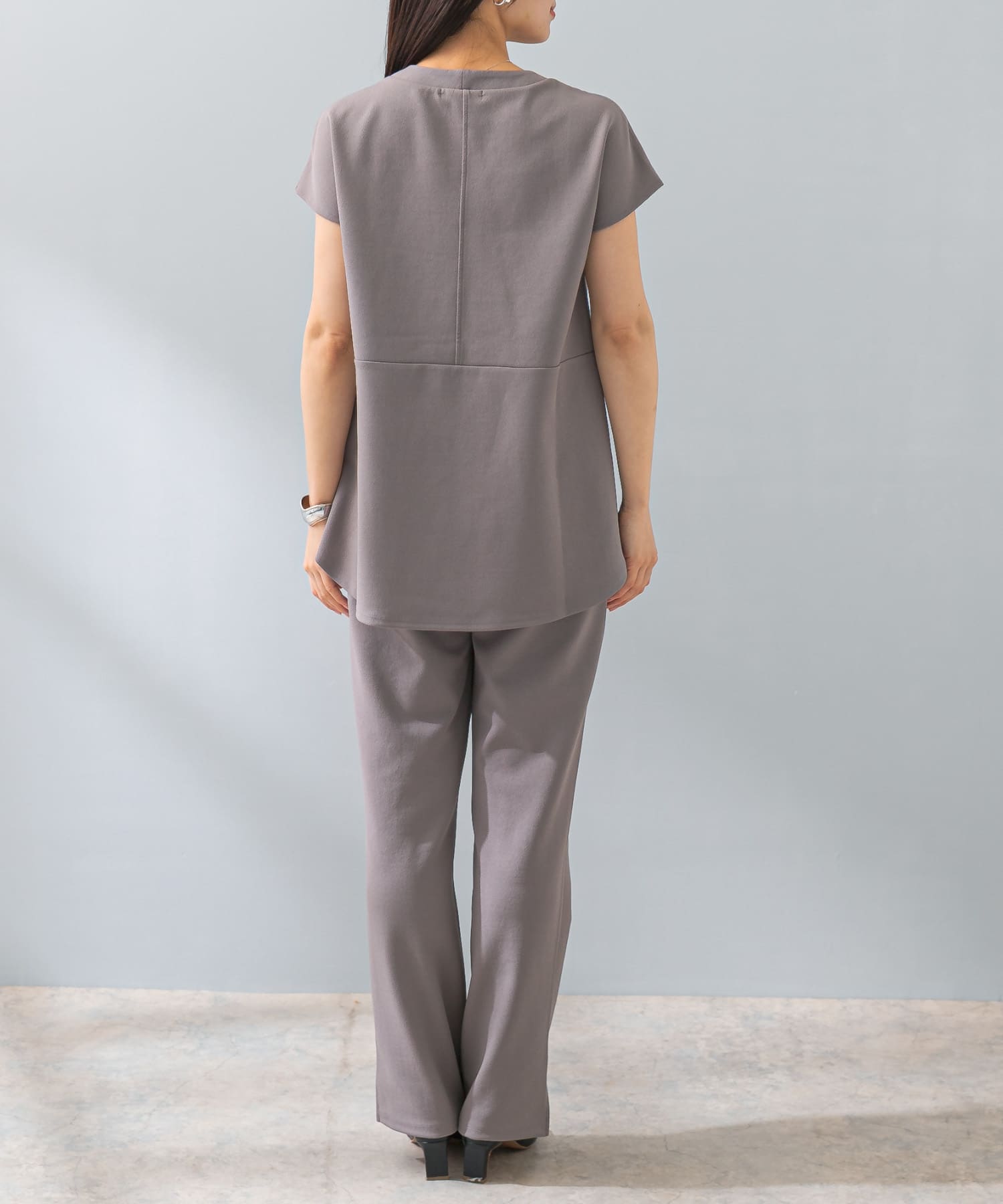 身長：166cm サイズ：38