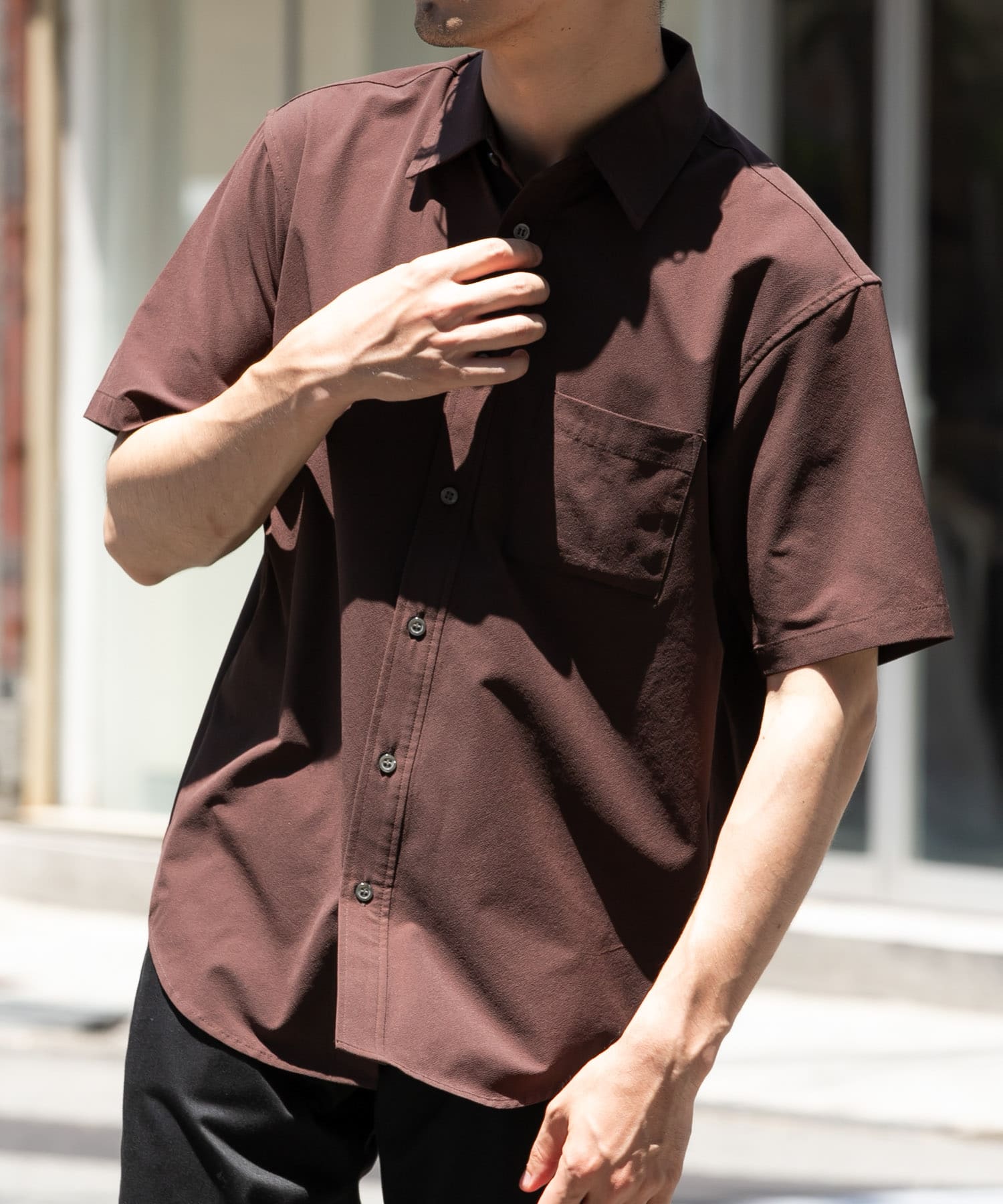 DARK BROWN
