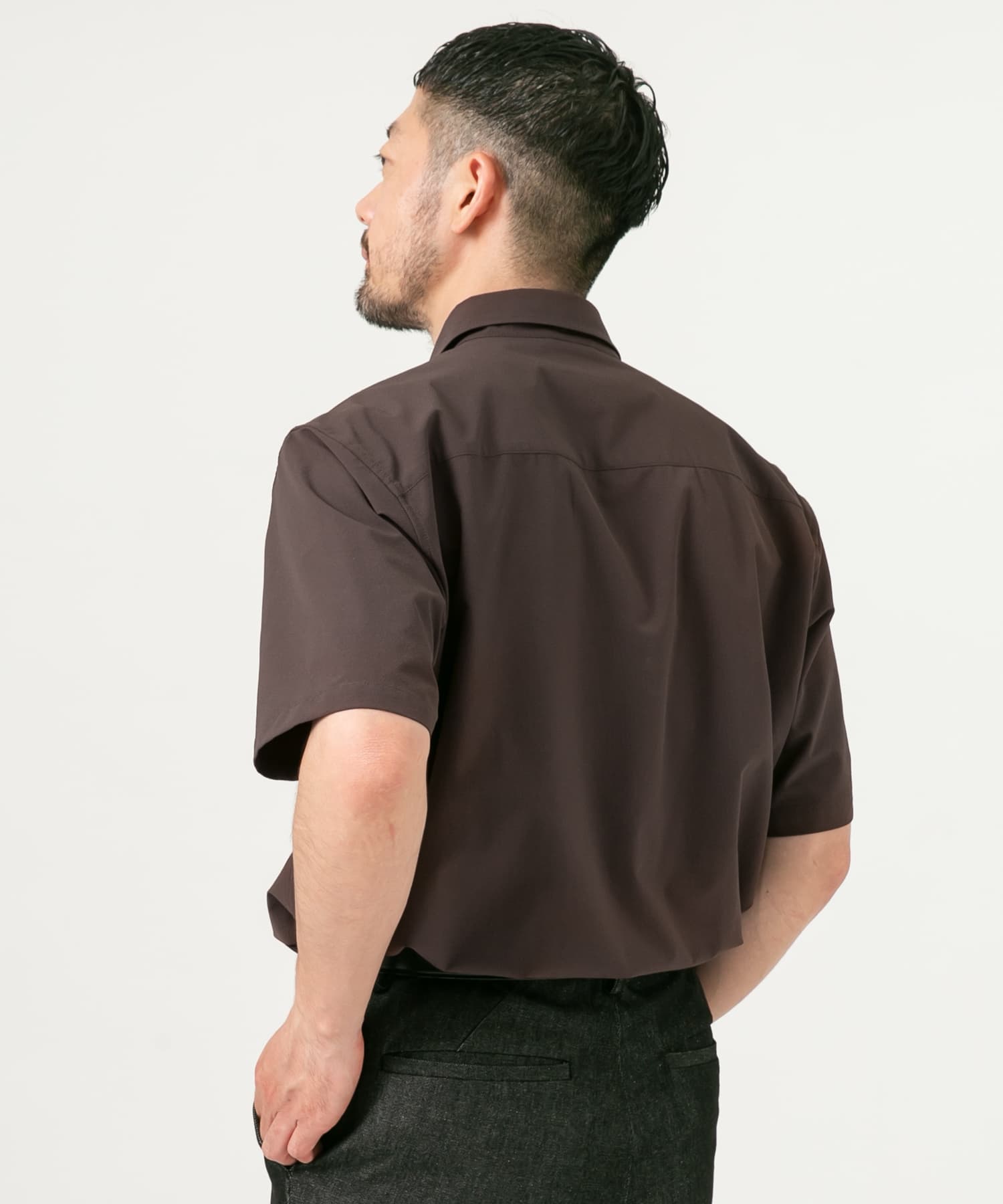 DARK BROWN