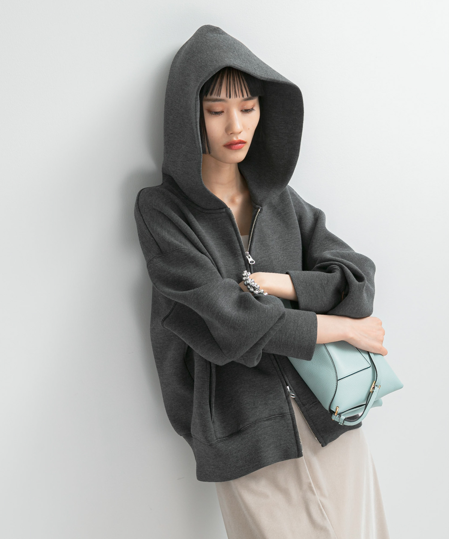 DARK GRAY