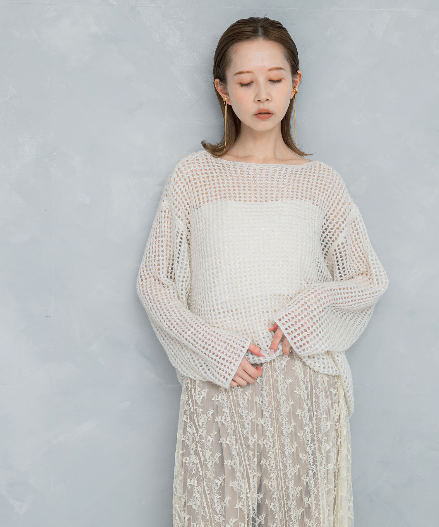 スパンコールシアーニット