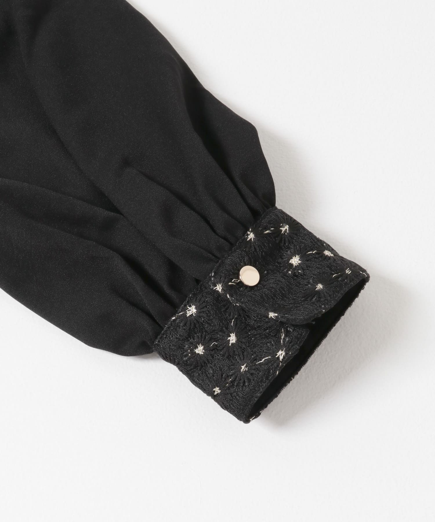 ウォッシャブルフラワー刺繍レースブラウス BLACK FREE