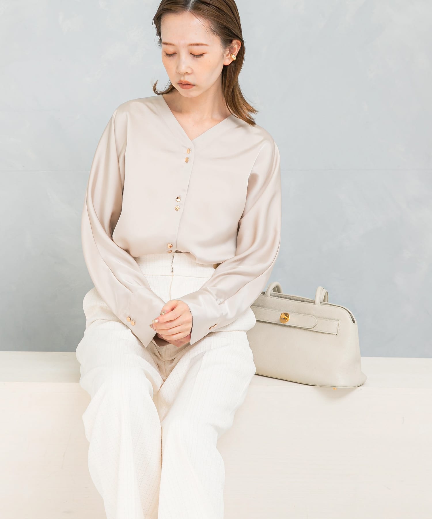 L/BEIGE
