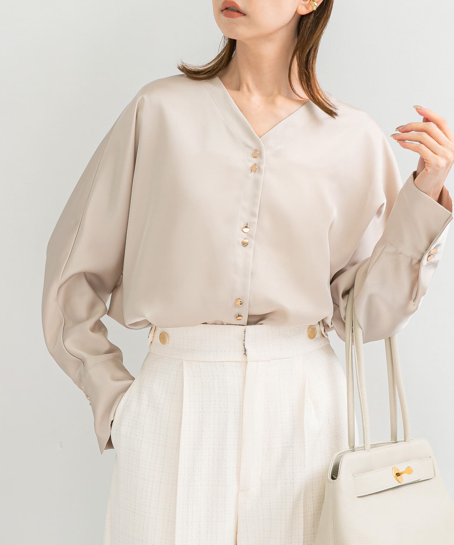 L/BEIGE