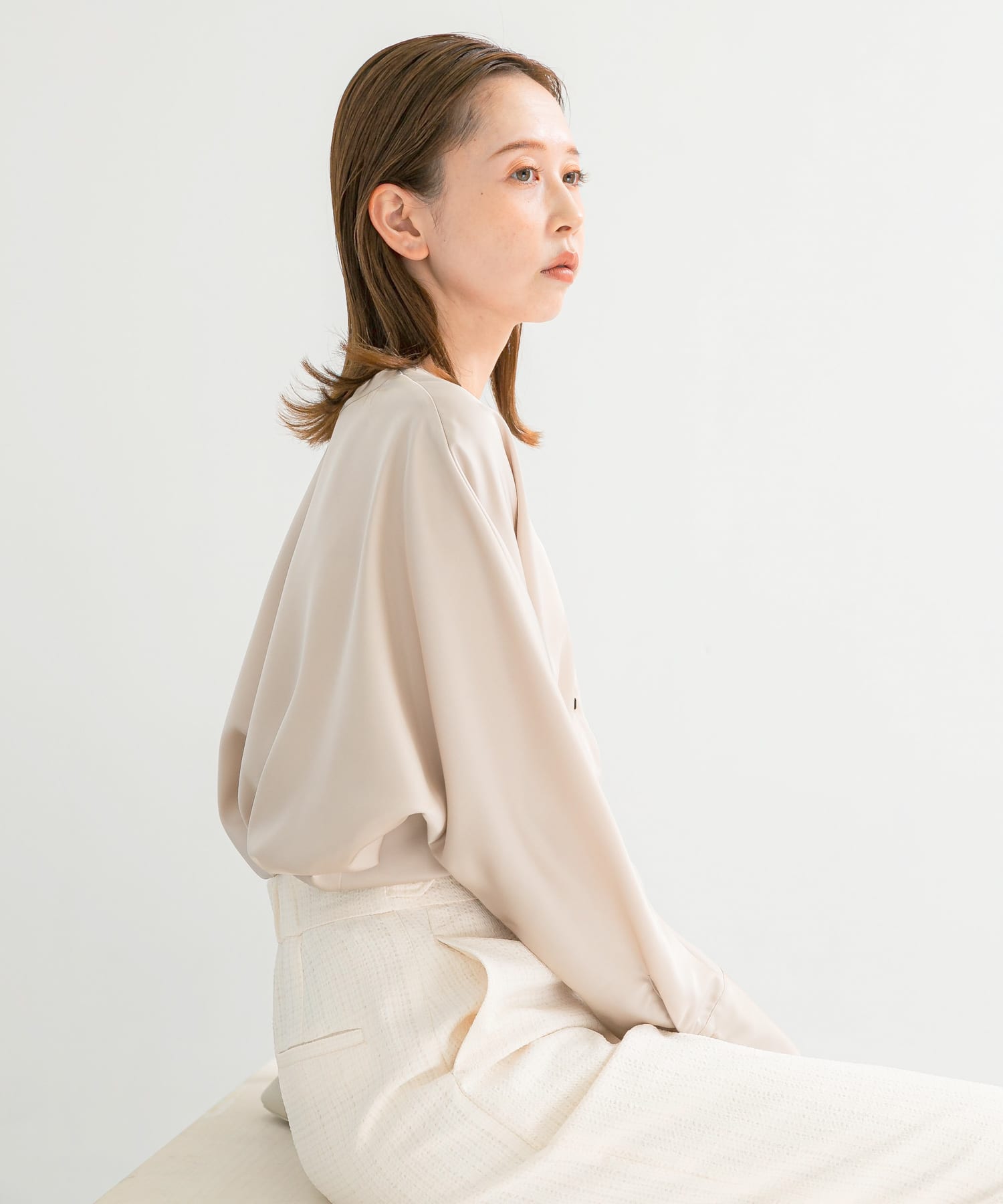 L/BEIGE