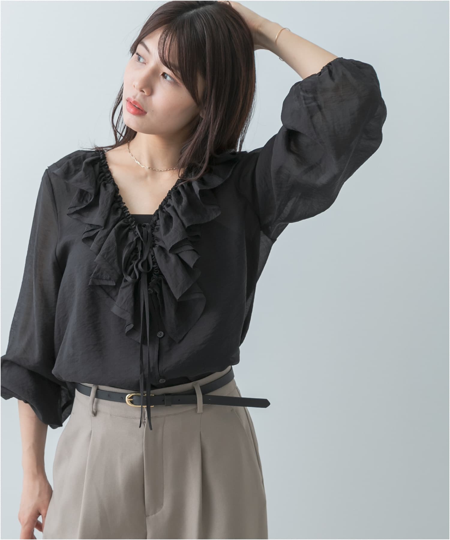 F by ROSSO　フリルカラーシアーブラウス