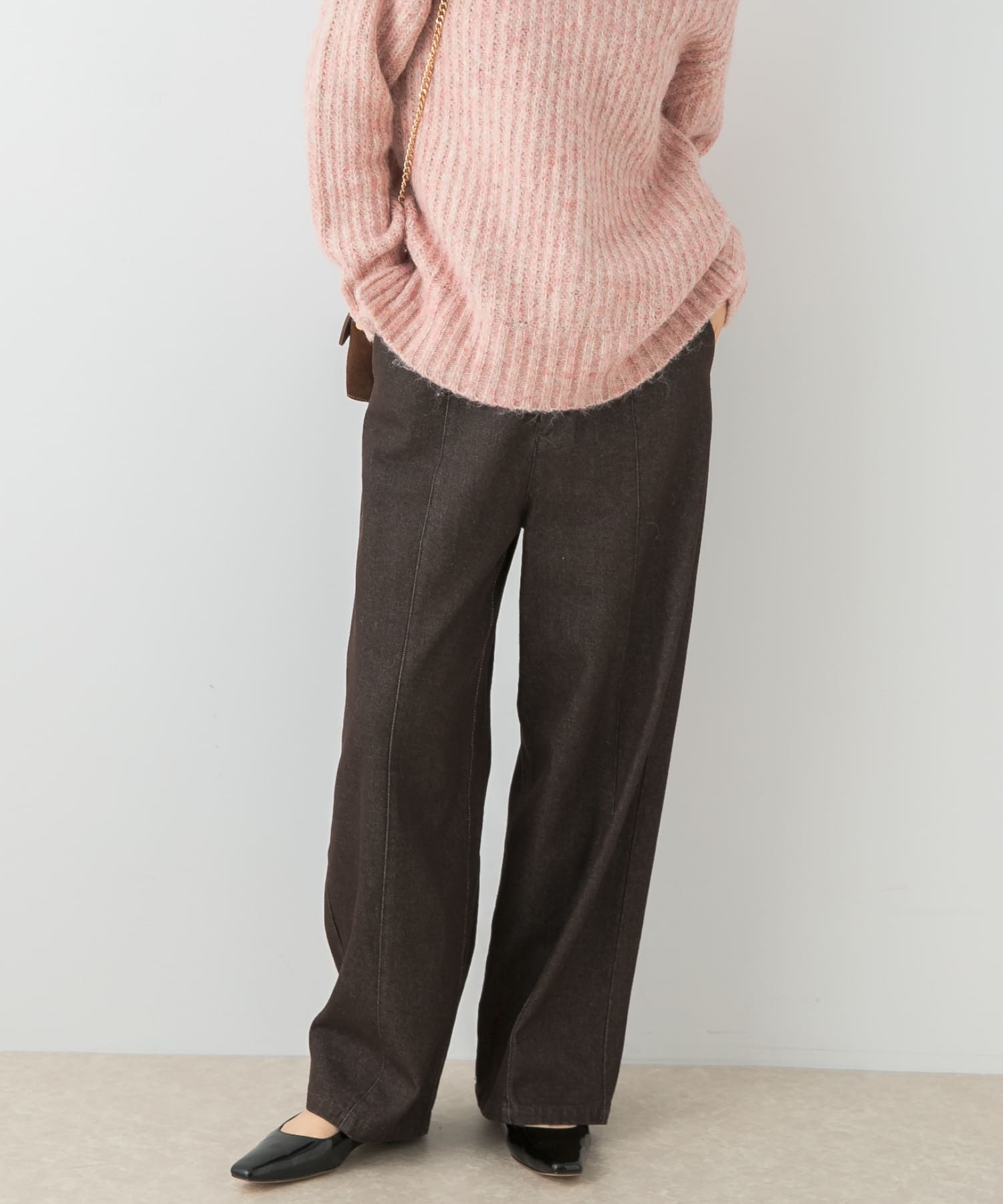 F by ROSSO　カーブフォルムデニムパンツ