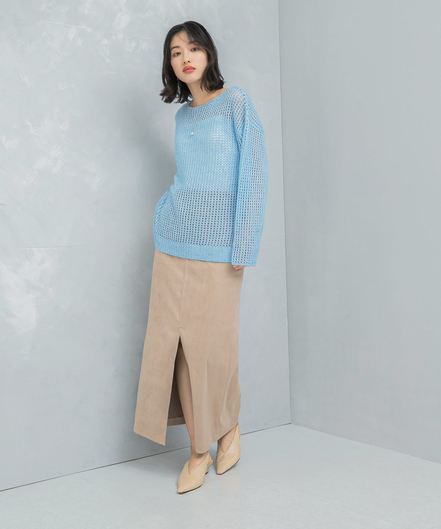 L/BEIGE