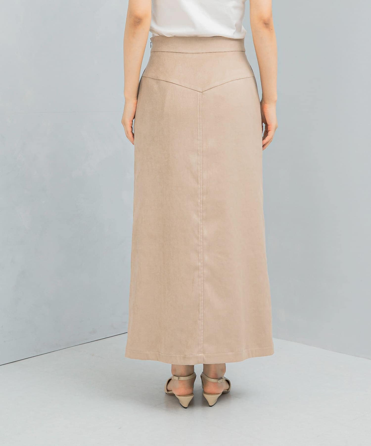 身長：168cm サイズ：38