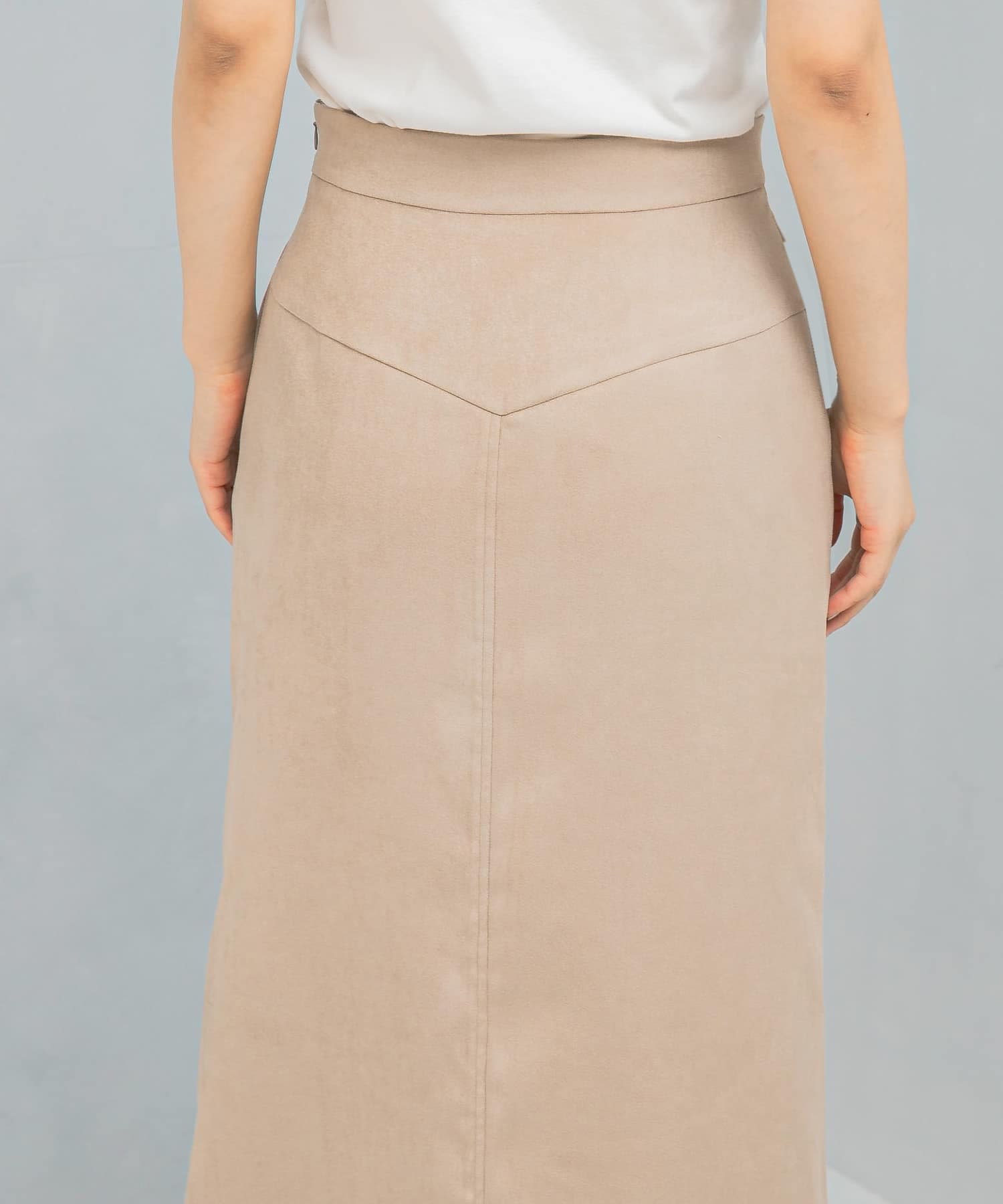 L/BEIGE