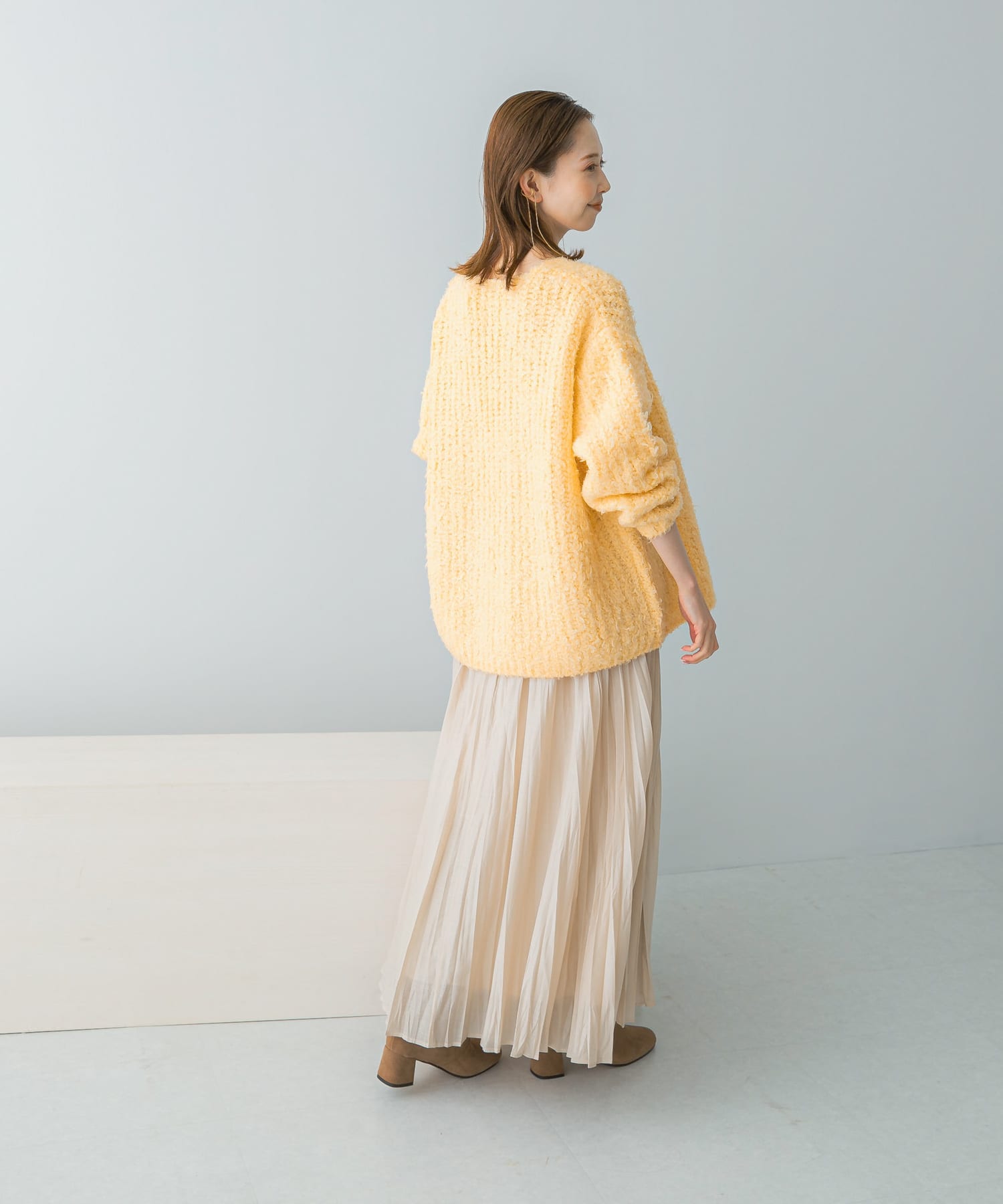 L.BEIGE