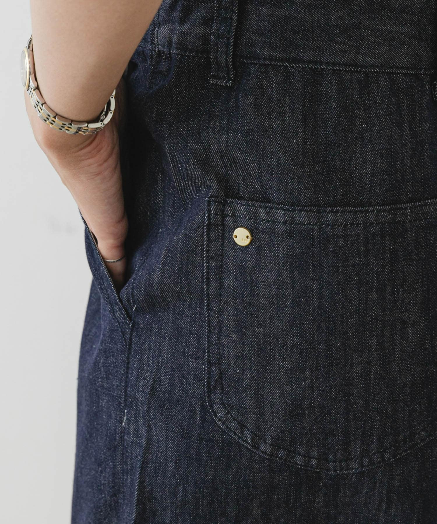 身長：170cm サイズ：38