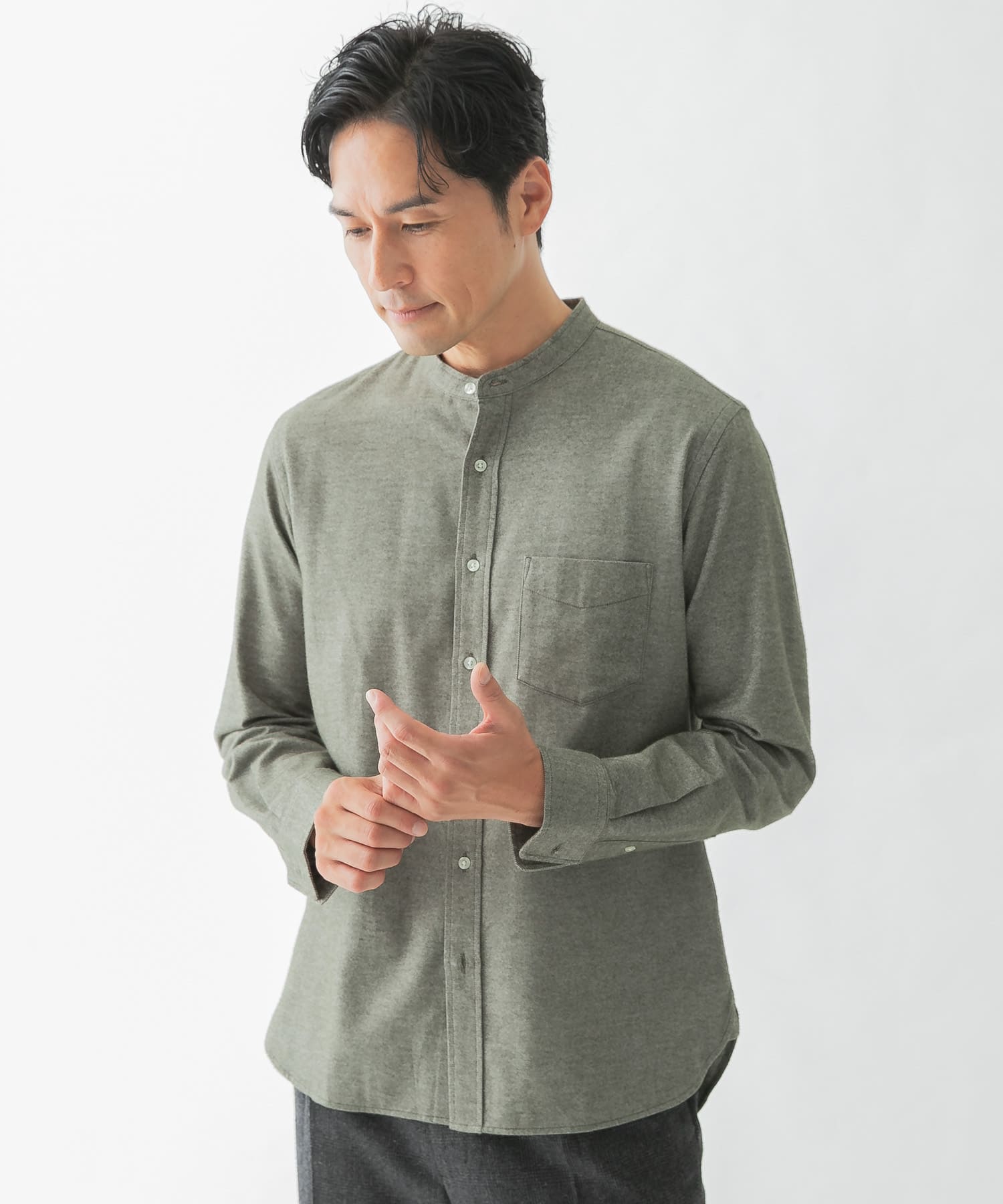 KHAKI