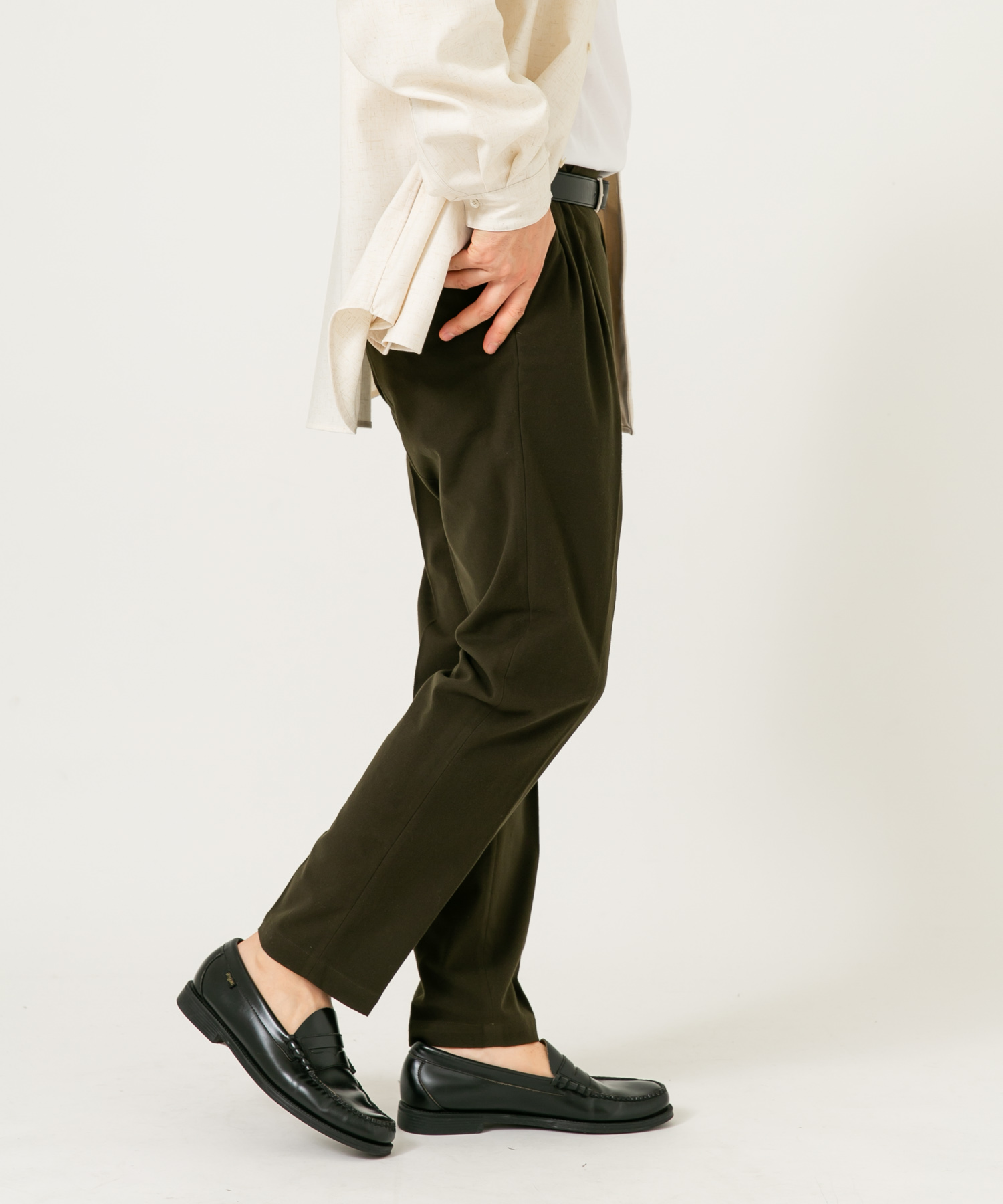 KHAKI