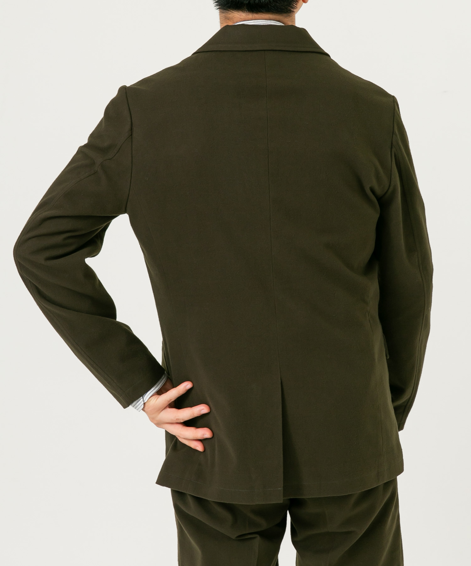 KHAKI