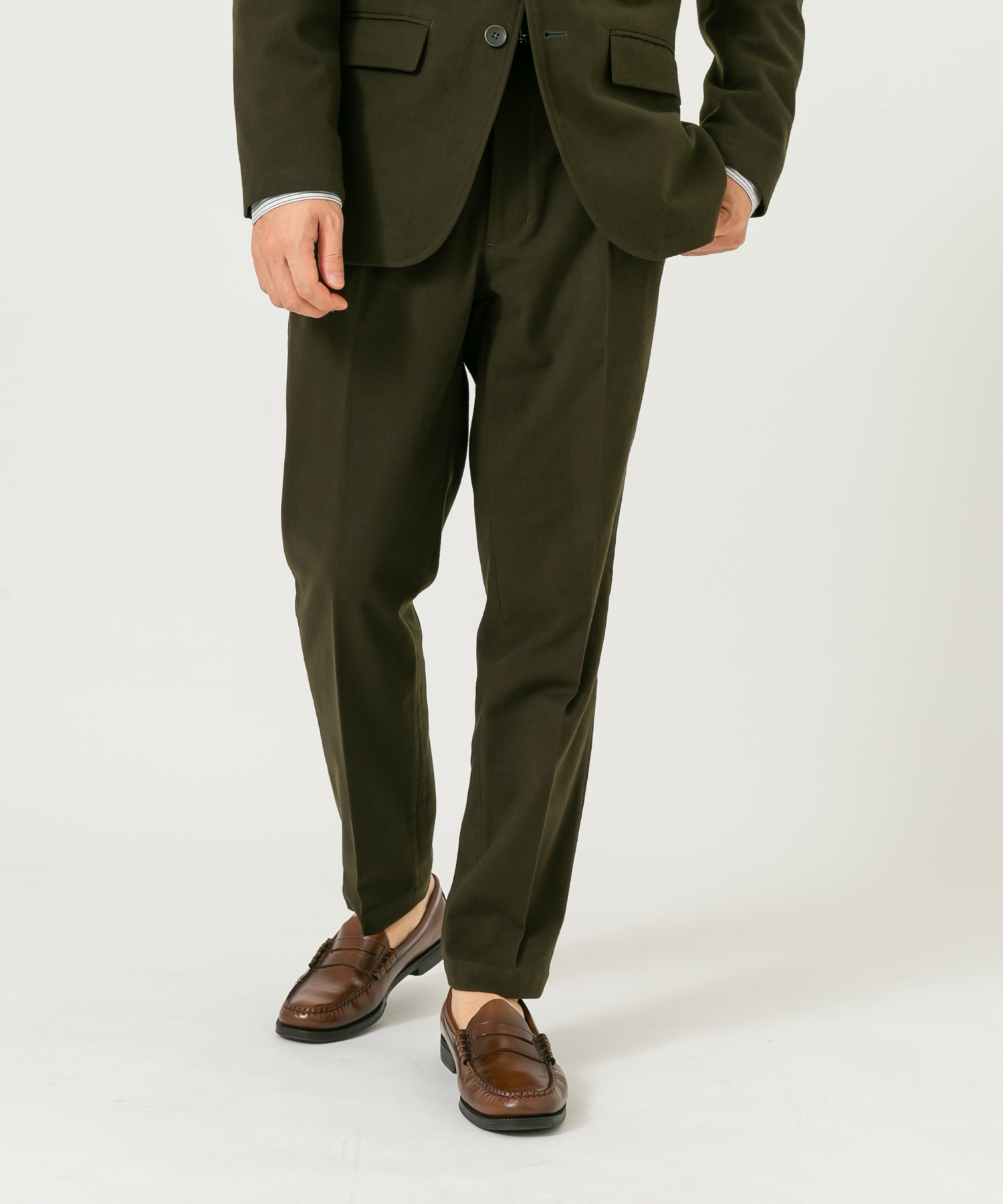 KHAKI