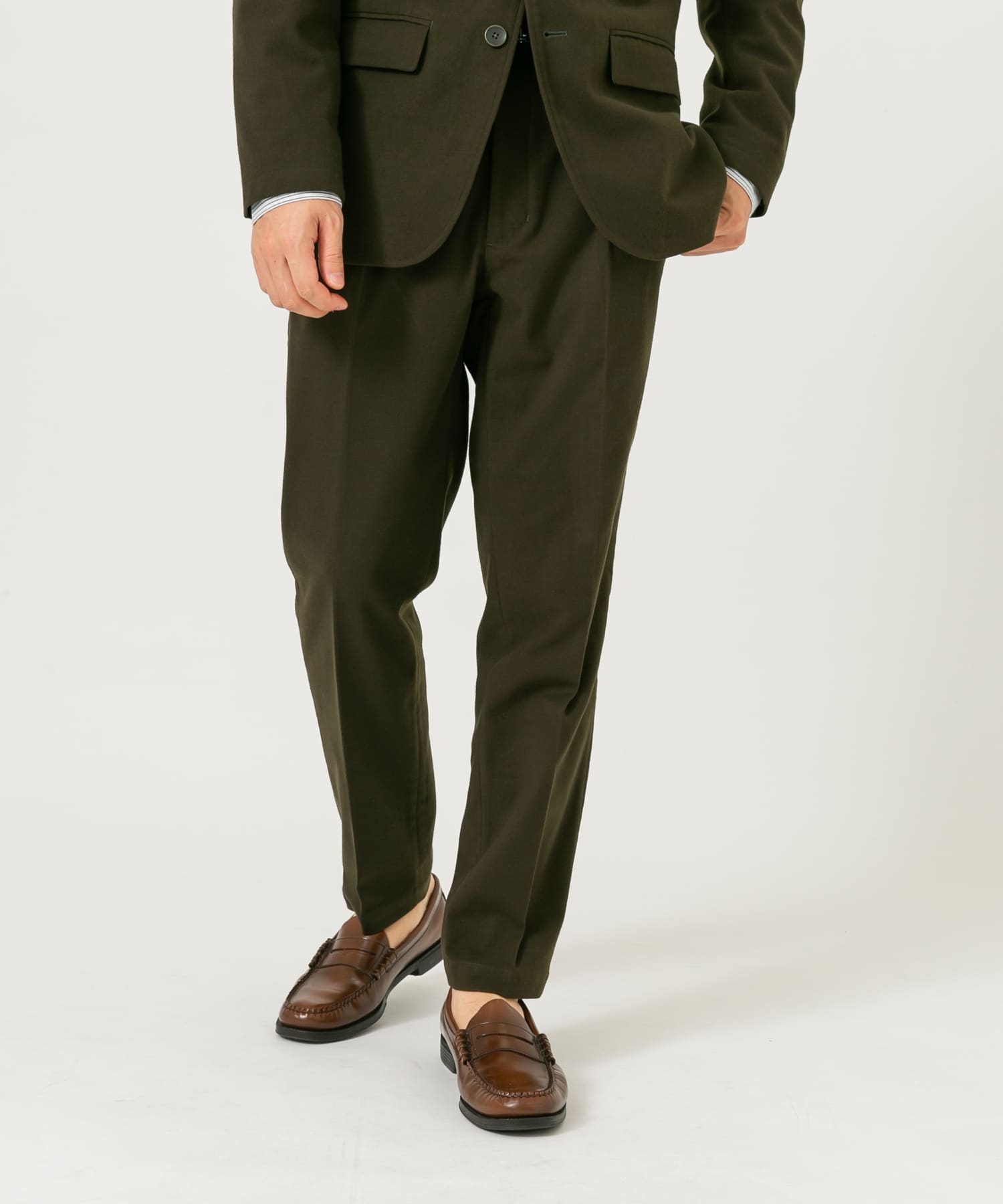 KHAKI