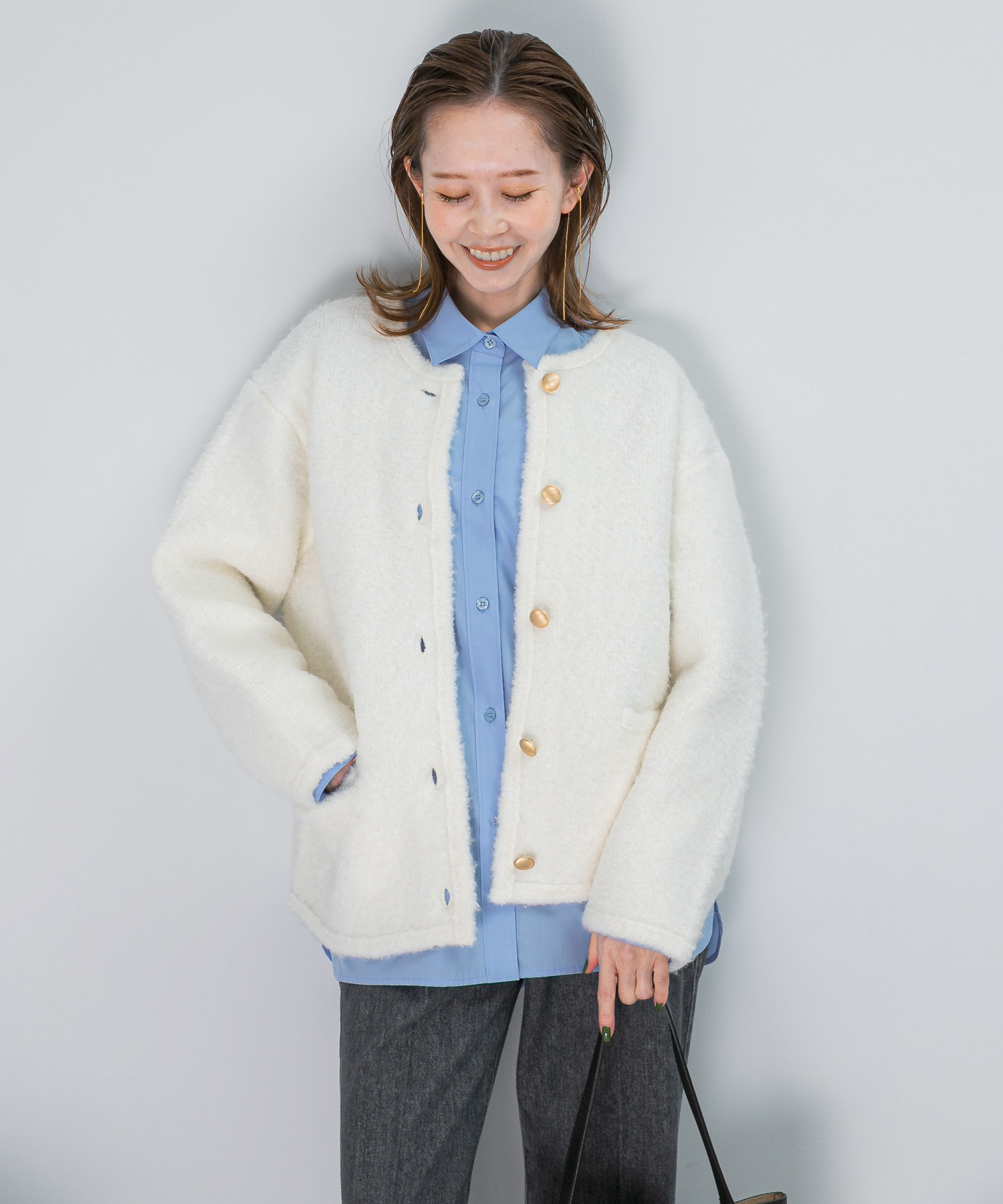 OFF WHITE