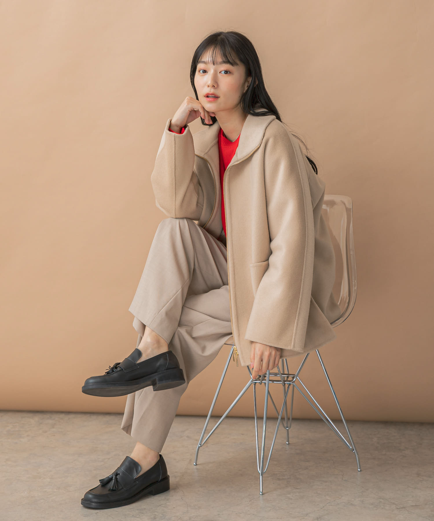 LIGHTBEIGE