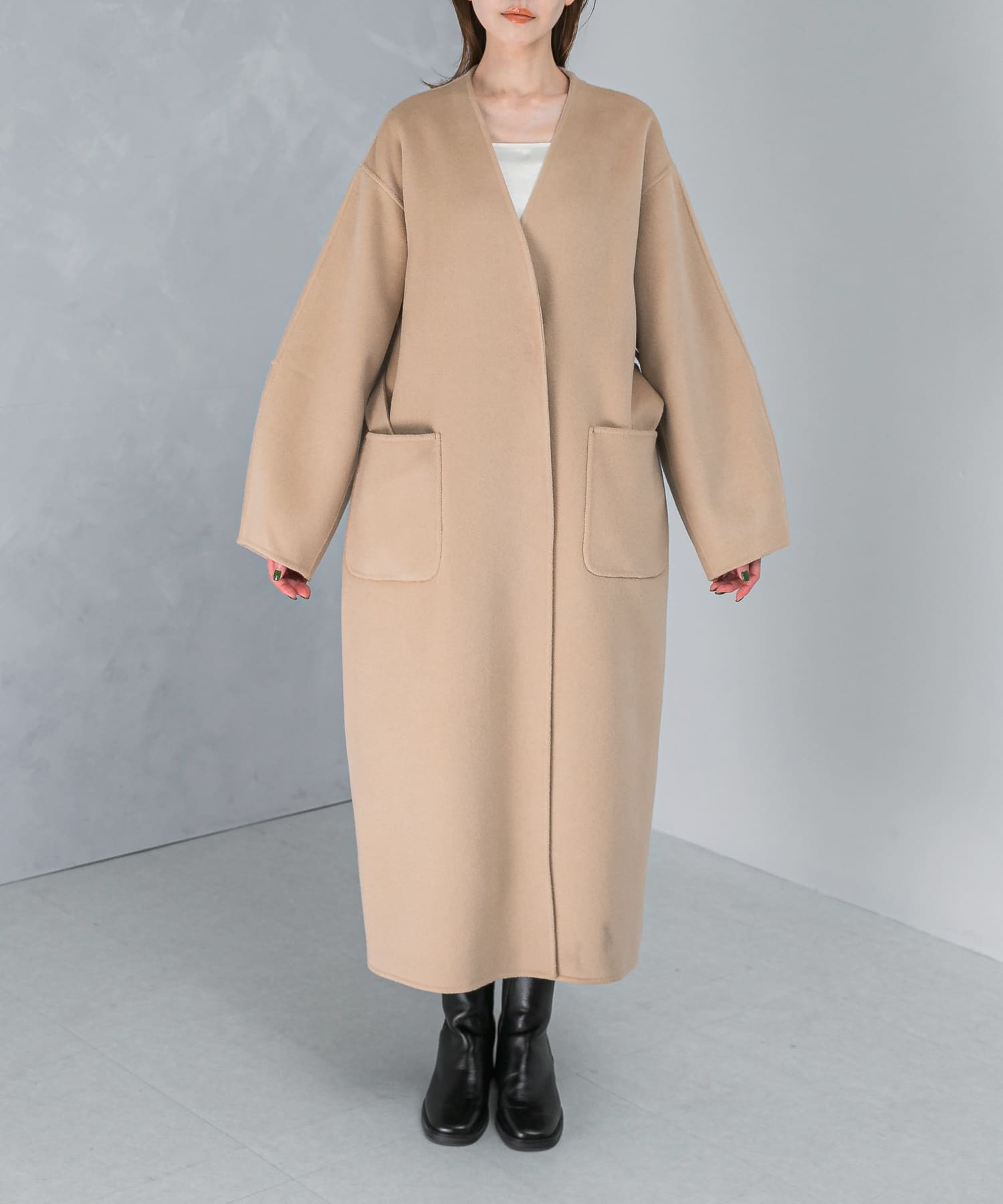 LIGHTBEIGE