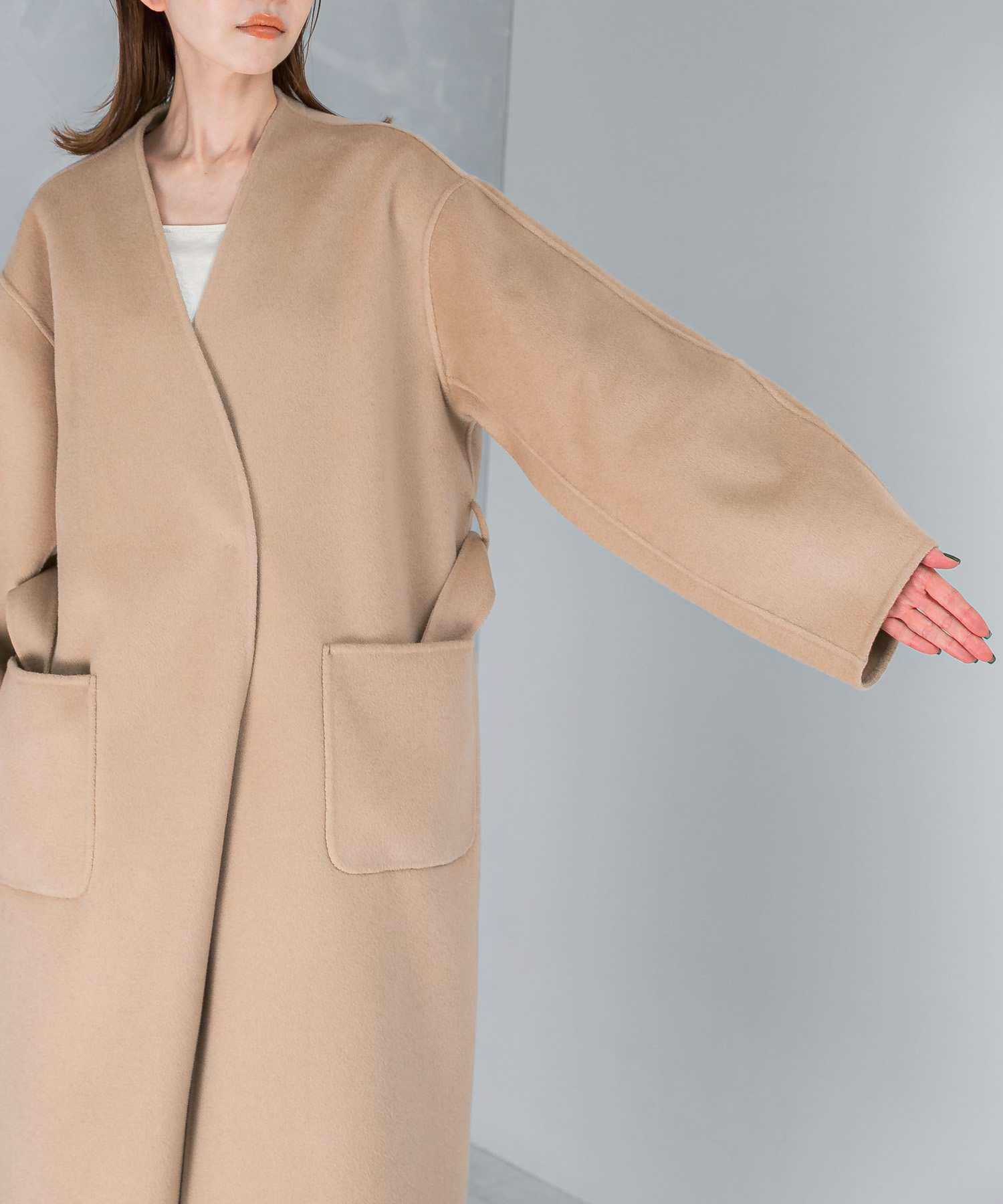 LIGHTBEIGE