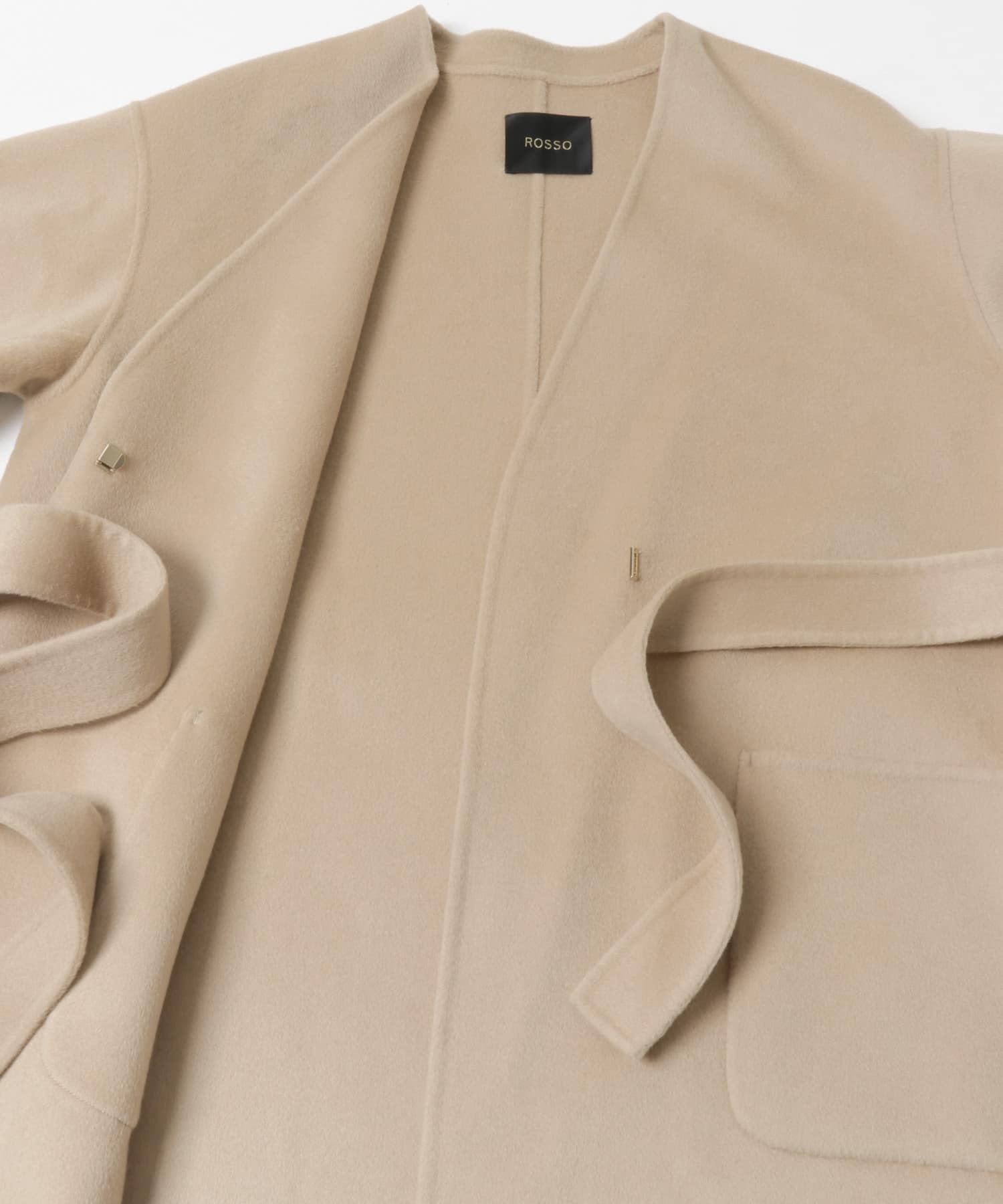 LIGHTBEIGE
