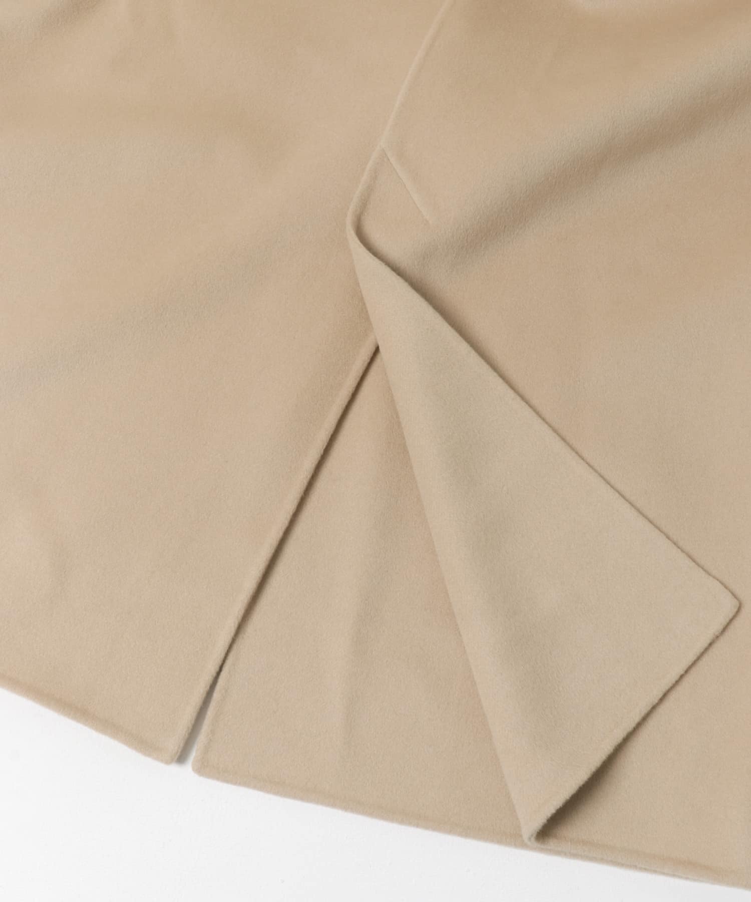 LIGHTBEIGE