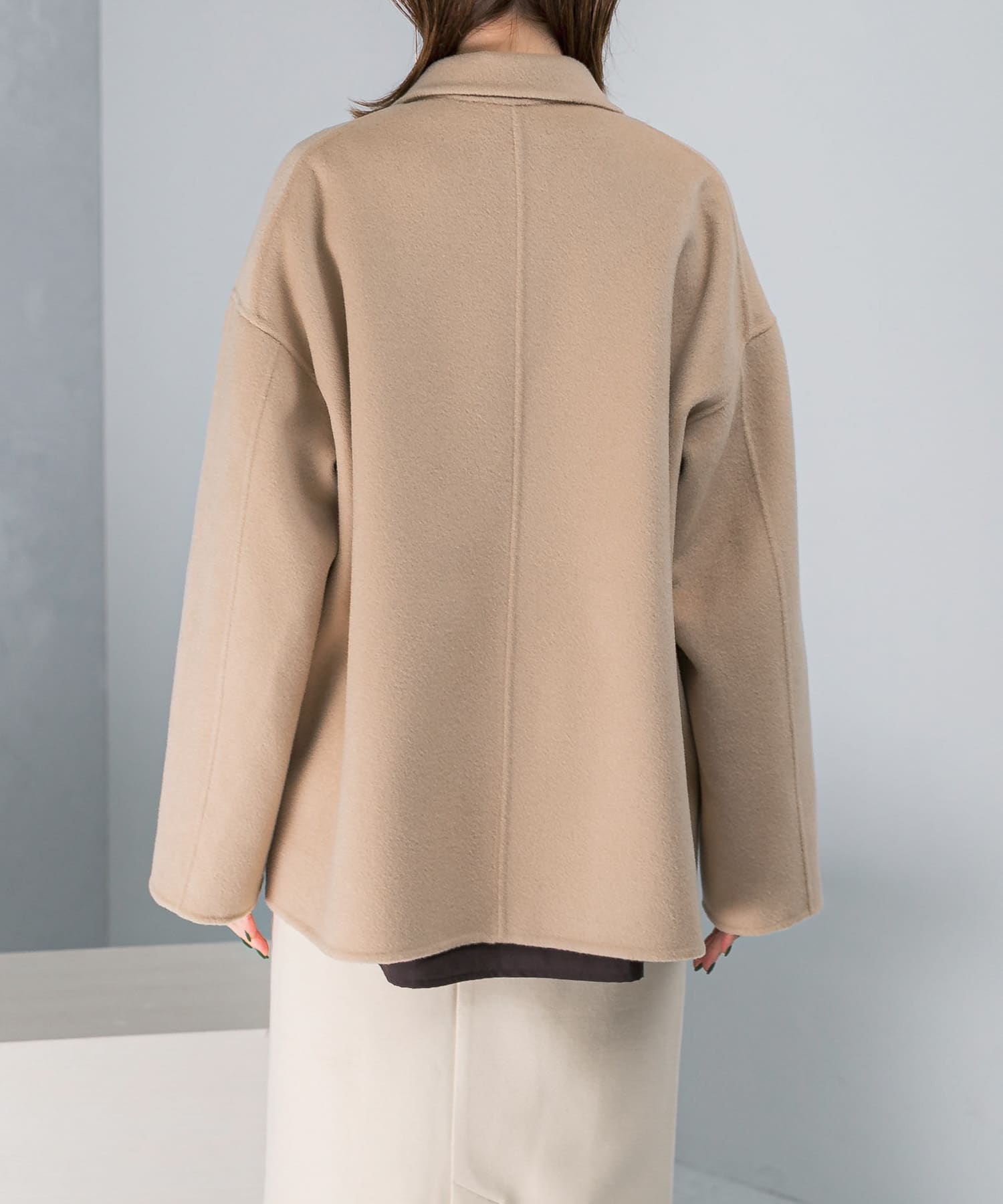 LIGHTBEIGE