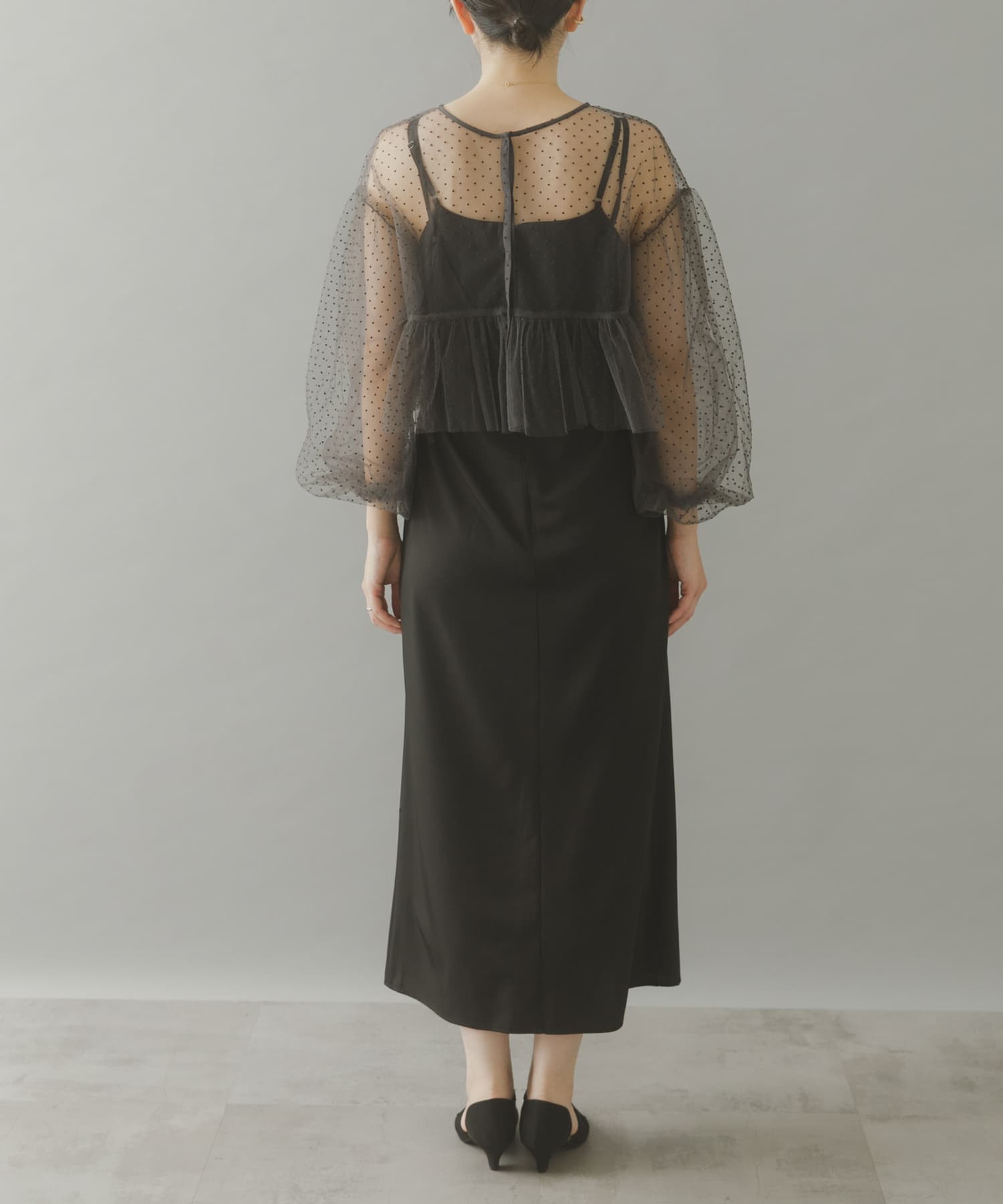 GRY×BLACK