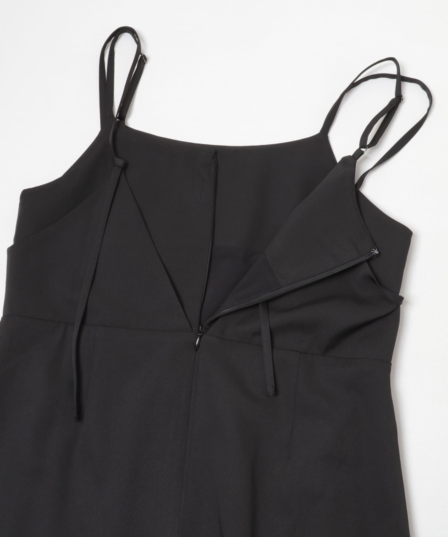 GRY×BLACK