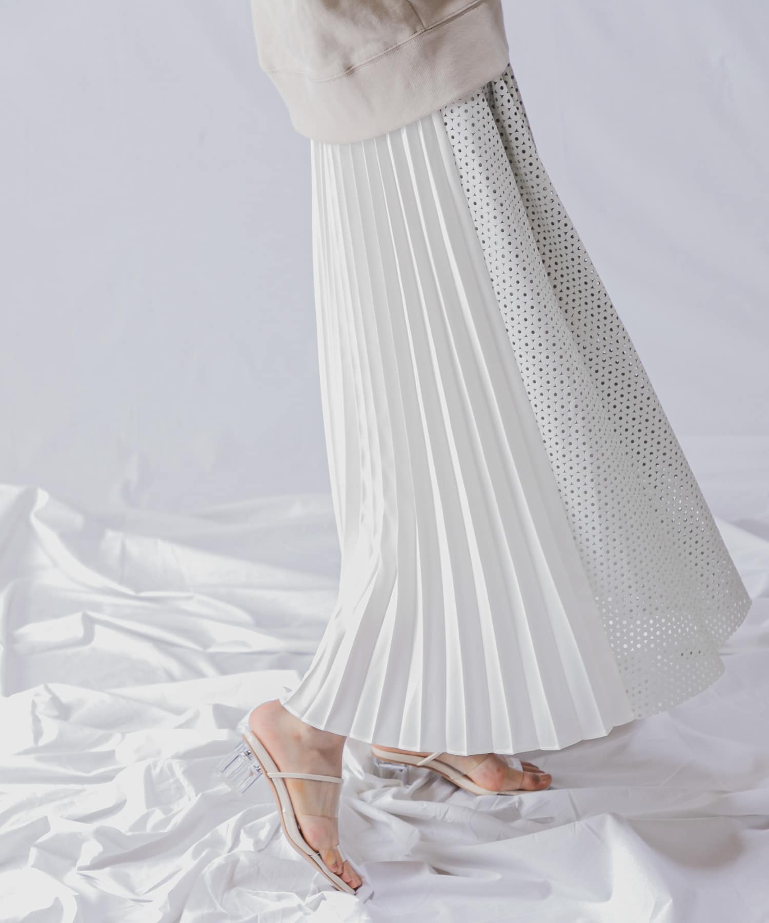 OFFWHITE