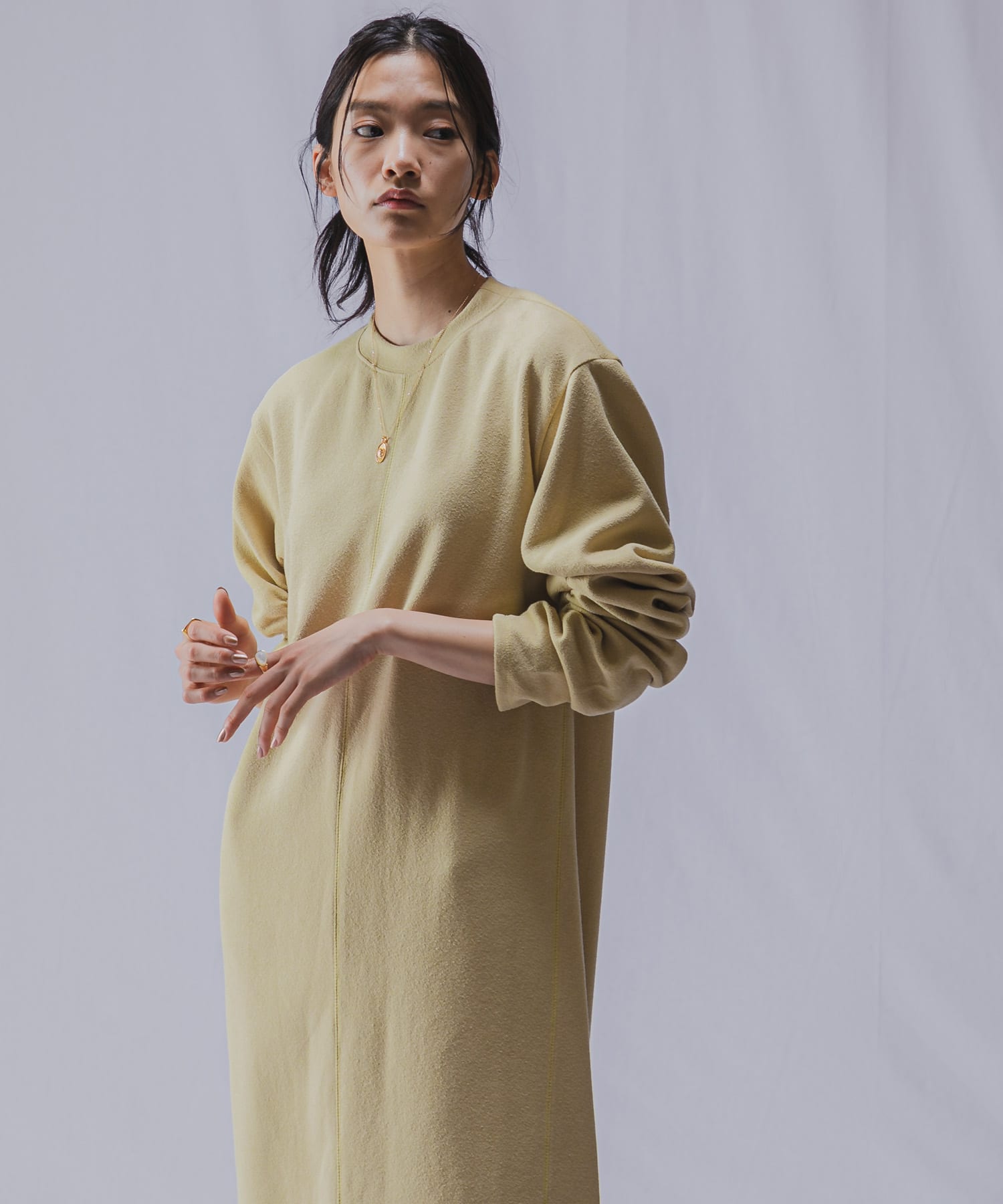 Lirica　shirring cut sew one-piece YELLOW FREE